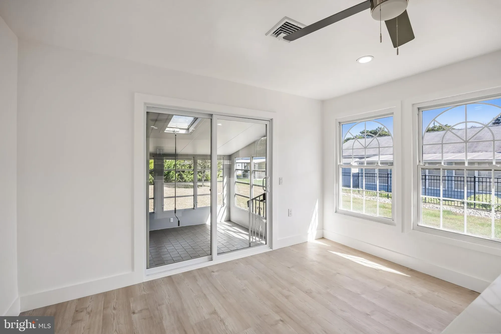 Property Slideshow image 15 of 26 | 5 saint andrews ct, Toms River, NJ, 08757