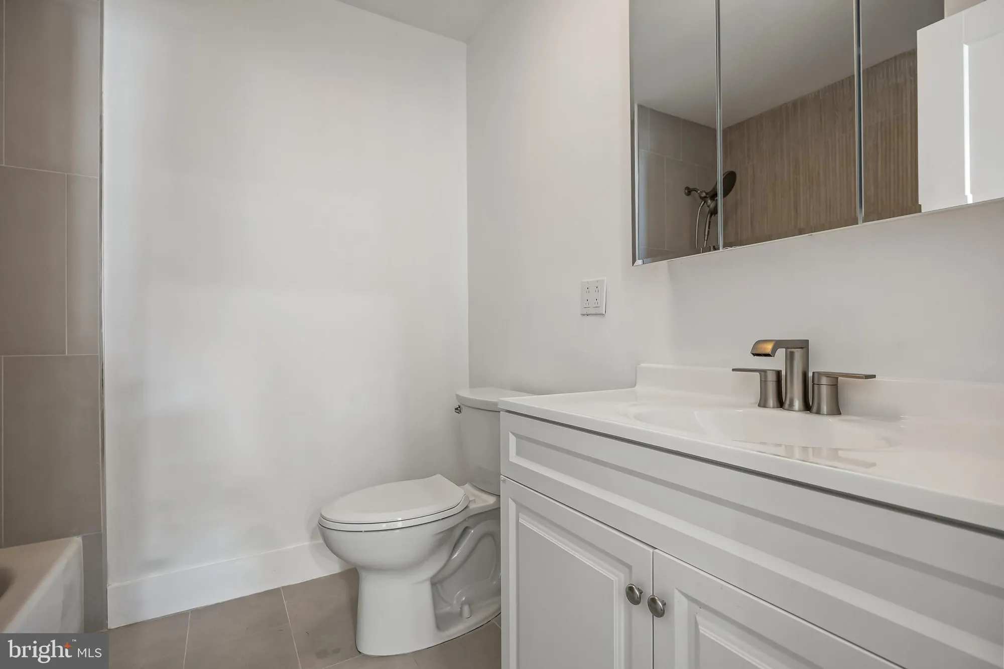 Property Slideshow image 21 of 26 | 5 saint andrews ct, Toms River, NJ, 08757