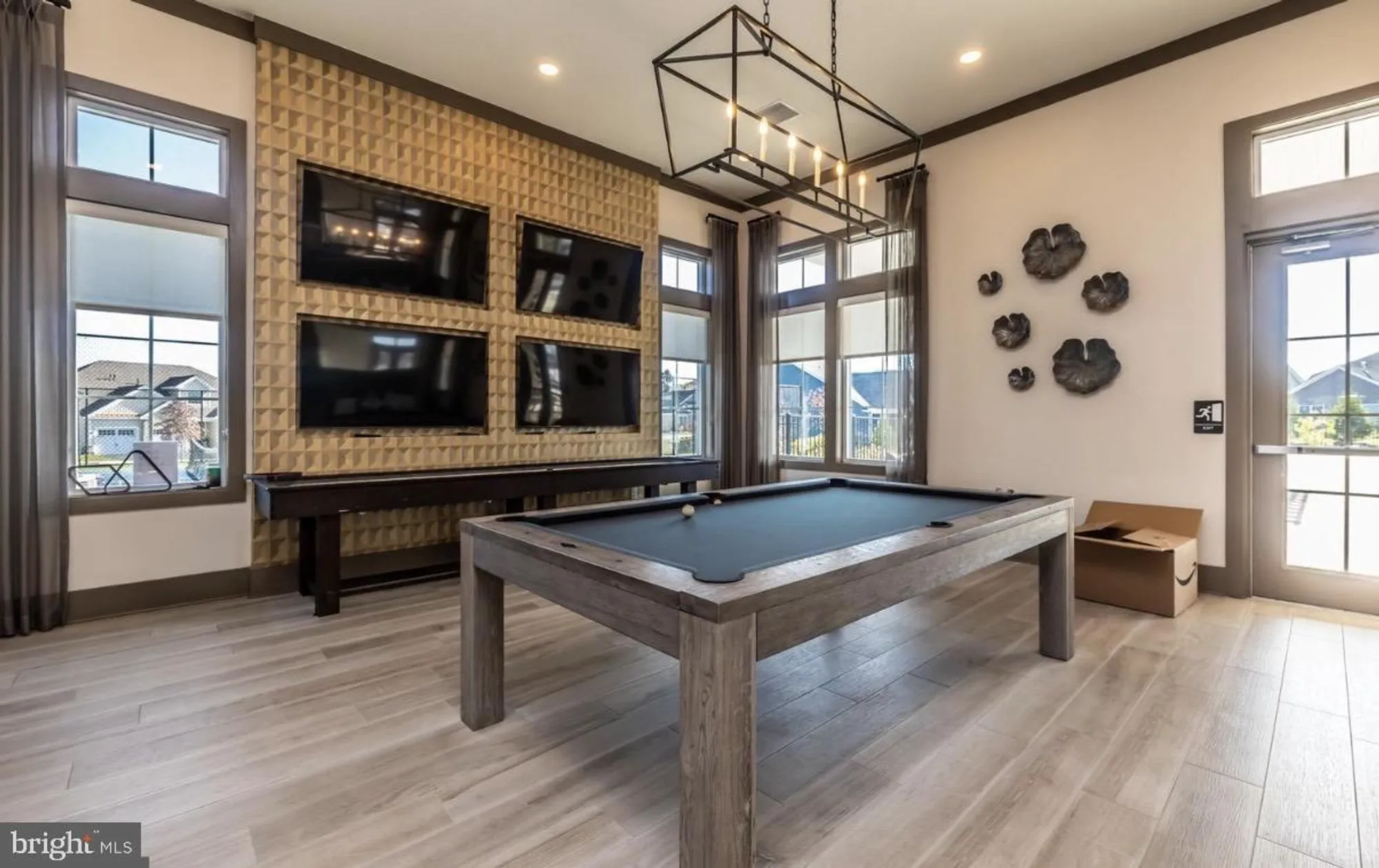 Property Slideshow image 32 of 41 | 116 american way, Downingtown, PA, 19335