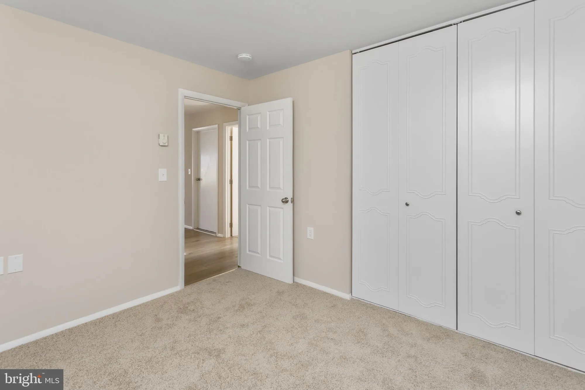 Property Slideshow image 18 of 33 | 115 dorchester dr, Southampton, NJ, 08088