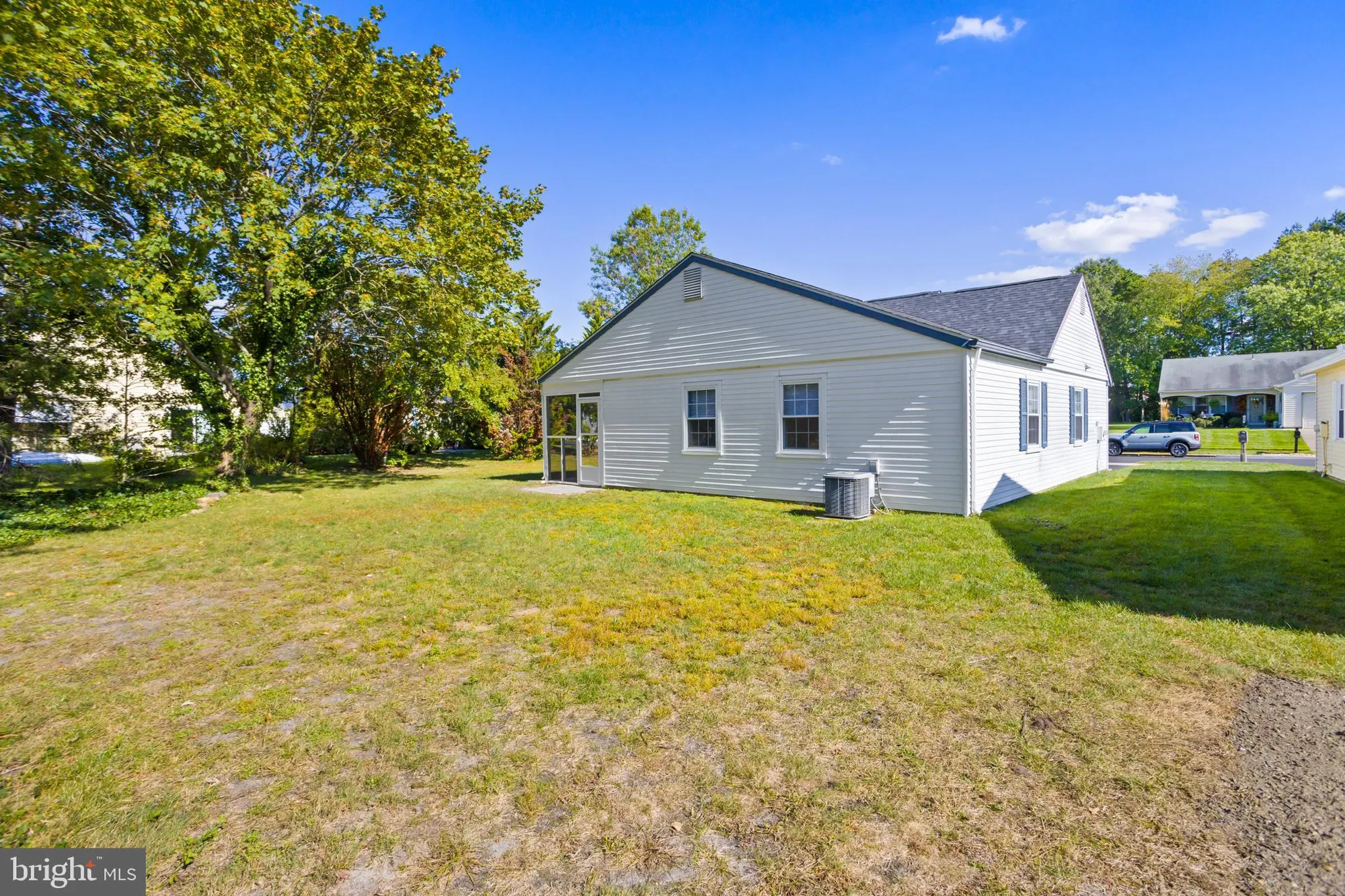 Property Slideshow image 21 of 33 | 115 dorchester dr, Southampton, NJ, 08088