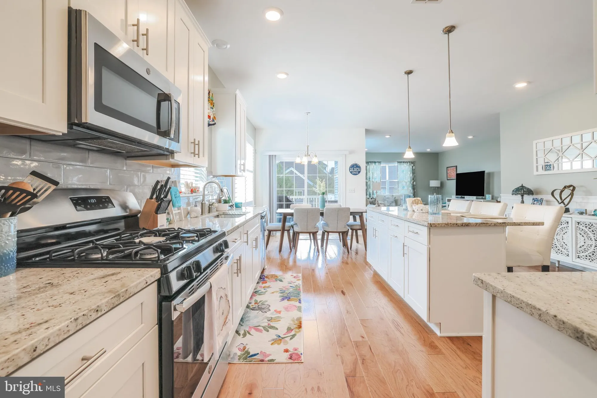 Property Slideshow image 13 of 48 | 21 butler dr, Barnegat, NJ, 08005