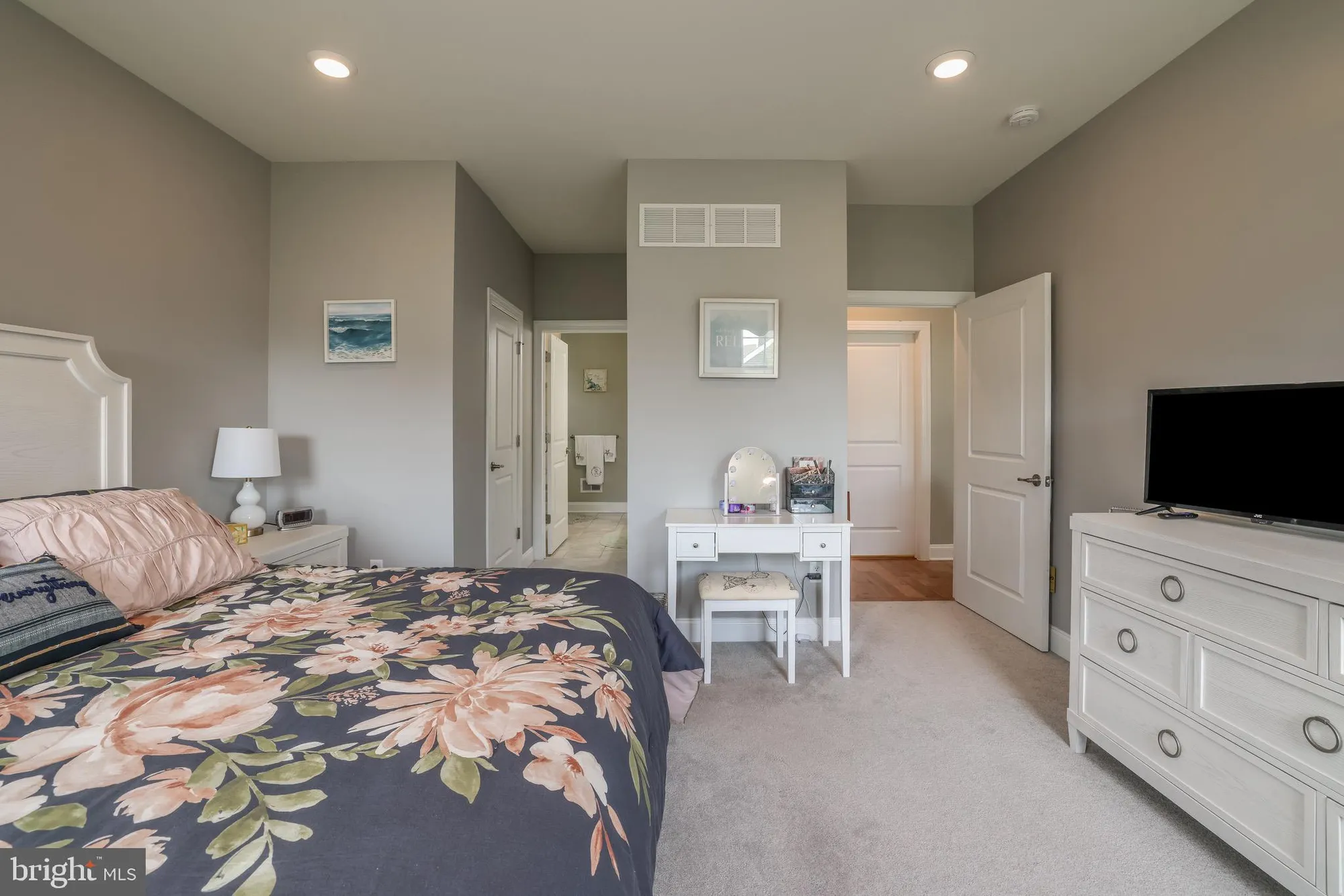 Property Slideshow image 24 of 48 | 21 butler dr, Barnegat, NJ, 08005