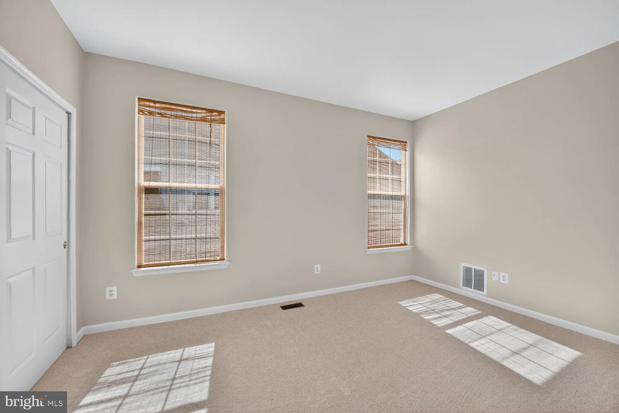 Property Slideshow image 17 of 49 | 16837 four seasons dr, Dumfries, VA, 22025