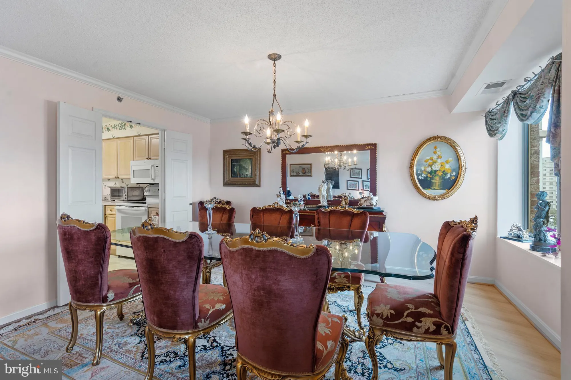 Property Slideshow image 10 of 39 | 19385 cypress ridge ter 914, Leesburg, VA, 20176