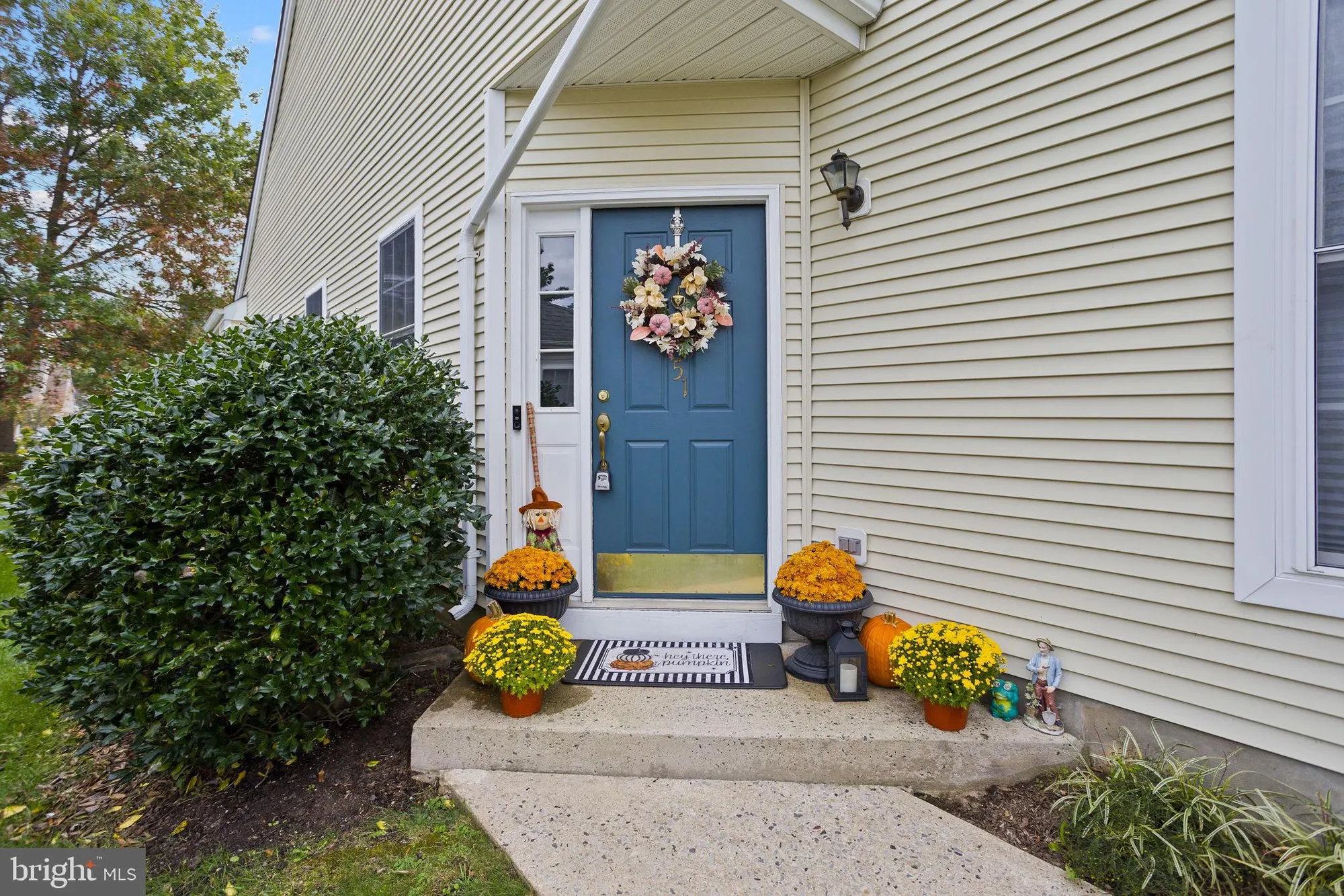 Property Slideshow image 3 of 25 | 151 meadowlark dr, Hamilton, NJ, 08690