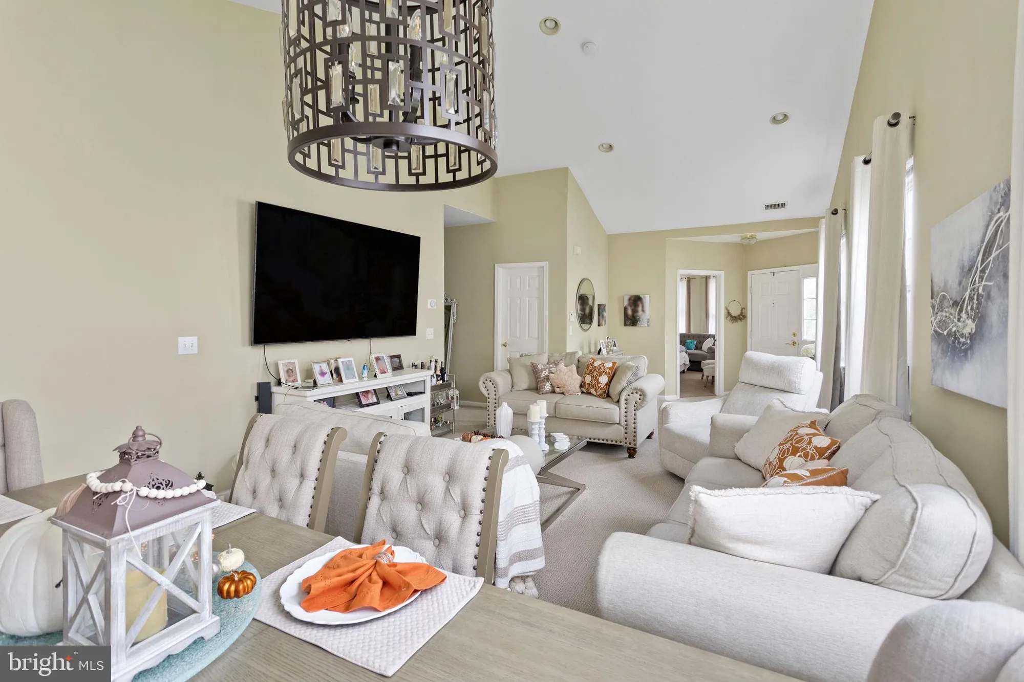 Property Slideshow image 5 of 25 | 151 meadowlark dr, Hamilton, NJ, 08690