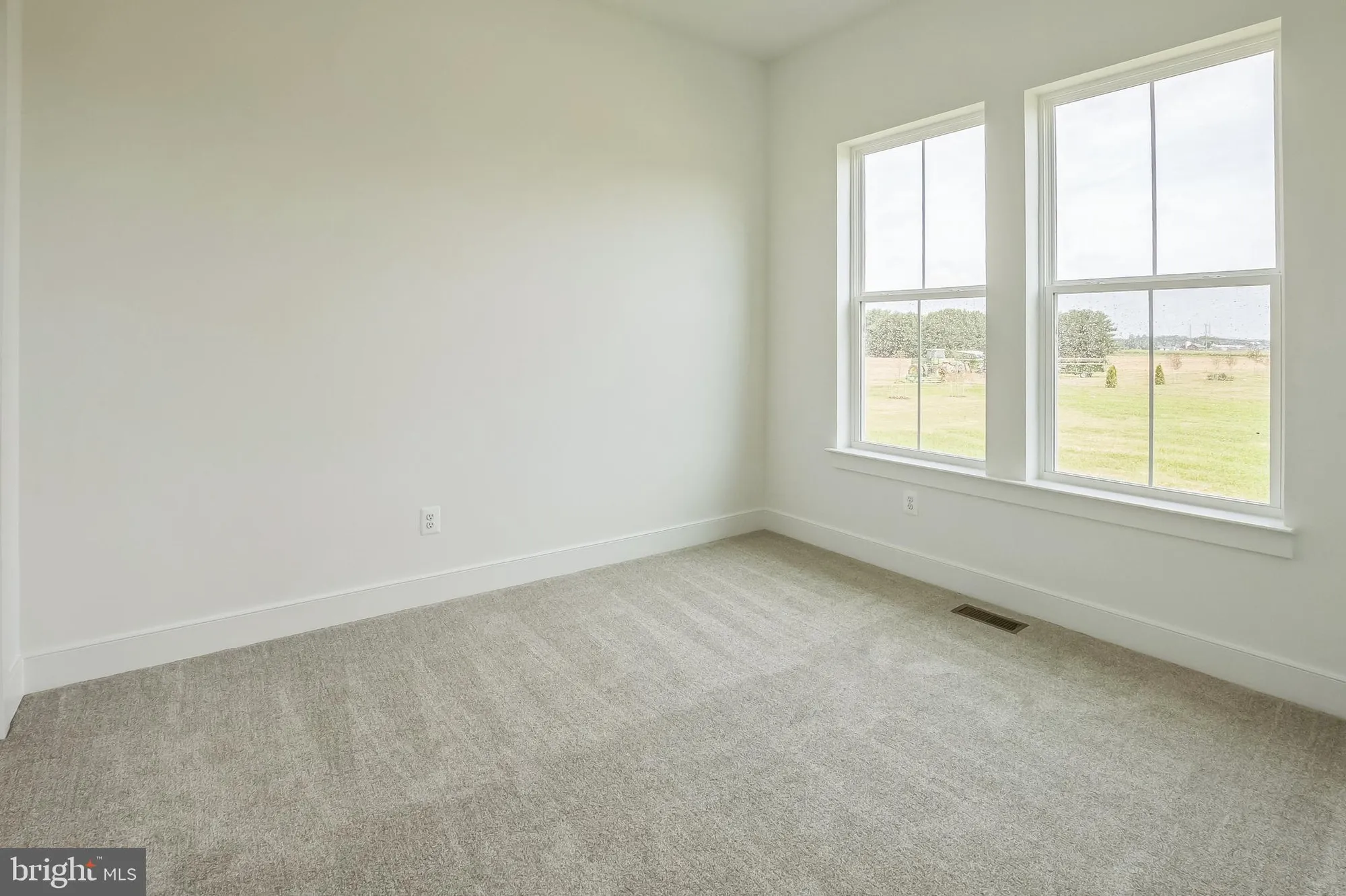 Property Slideshow image 15 of 20 | 179 buxton cir, Magnolia, DE, 19962