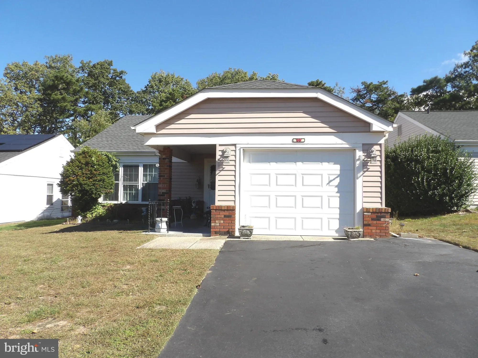 Property Slideshow image 1 of 25 | 69 buckingham dr, Southampton, NJ, 08088