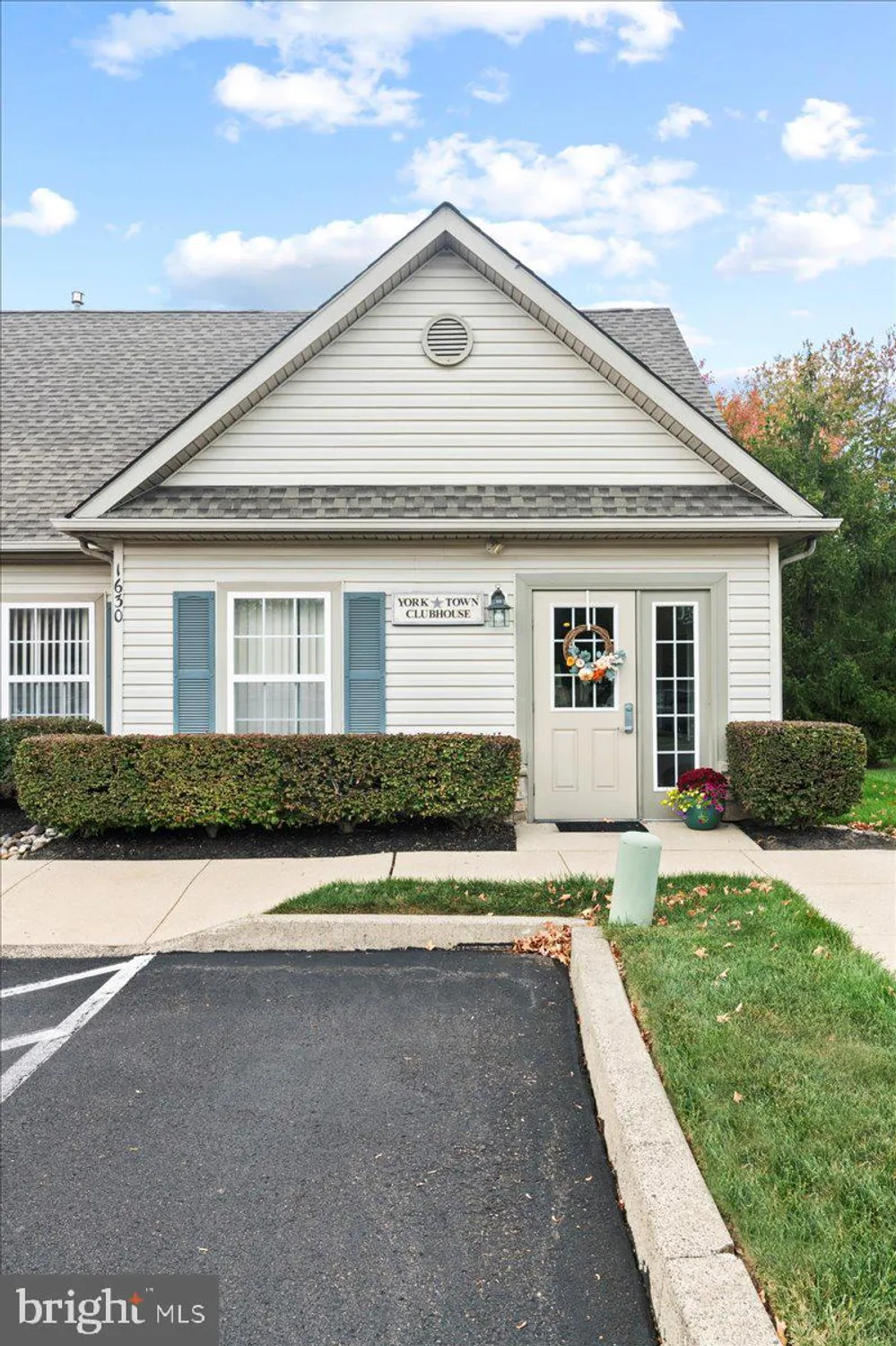 Property Slideshow image 39 of 40 | 1504 springfield ct 37, Jamison, PA, 18929