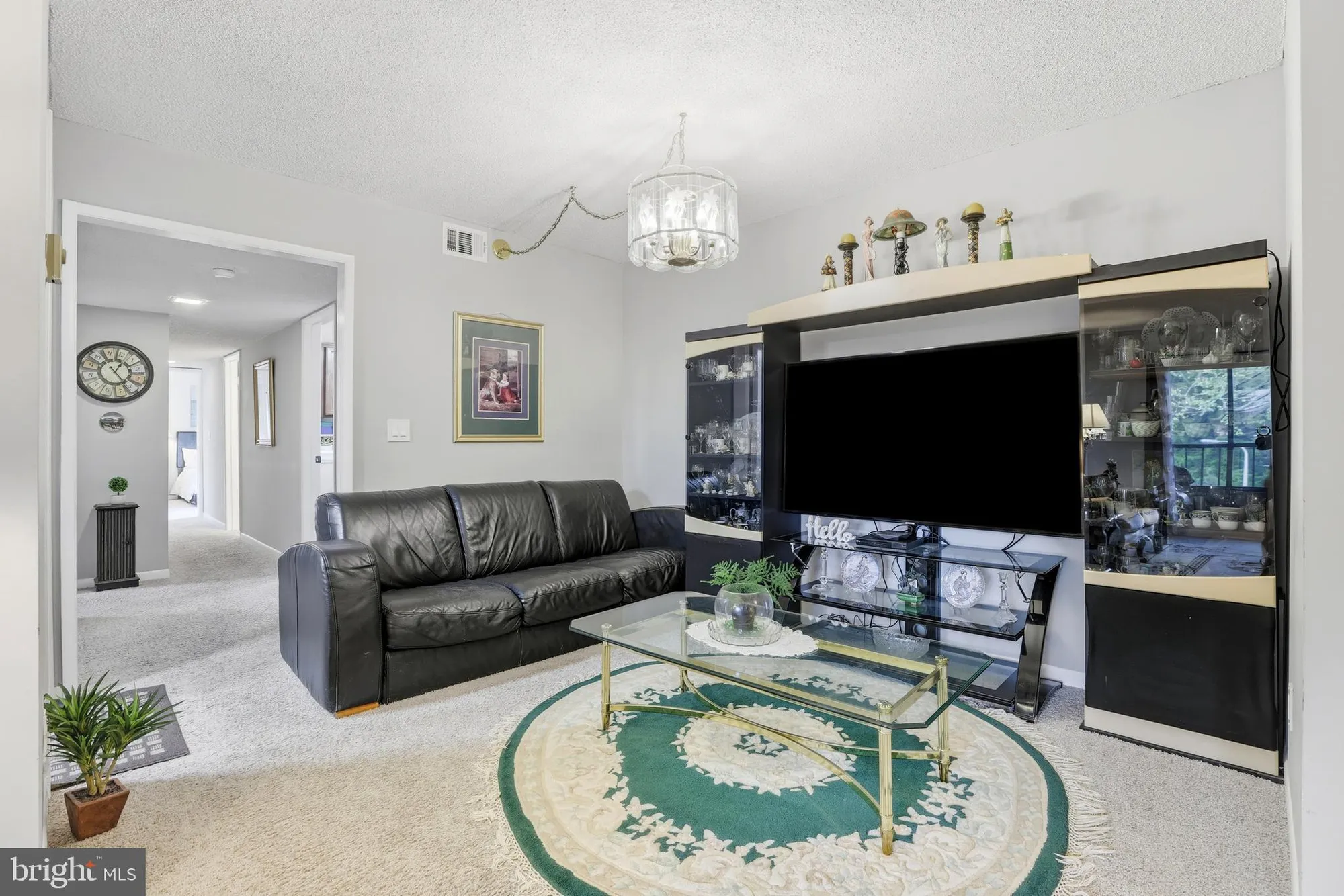 Property Slideshow image 7 of 33 | 15300 beaverbrook ct 88-2e, Silver Spring, MD, 20906
