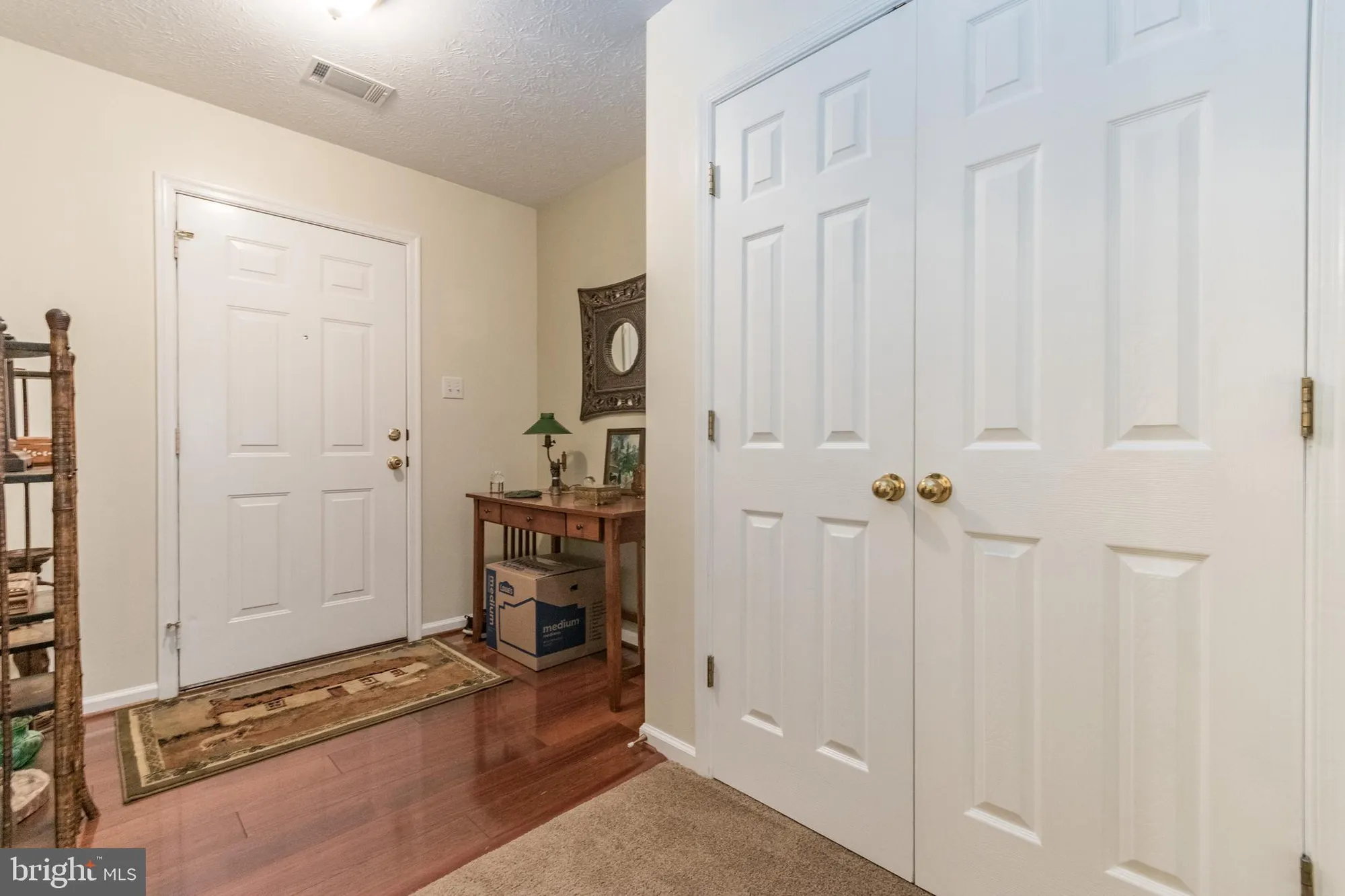 Property Slideshow image 12 of 32 | 221 crestwood ln, Winchester, VA, 22602