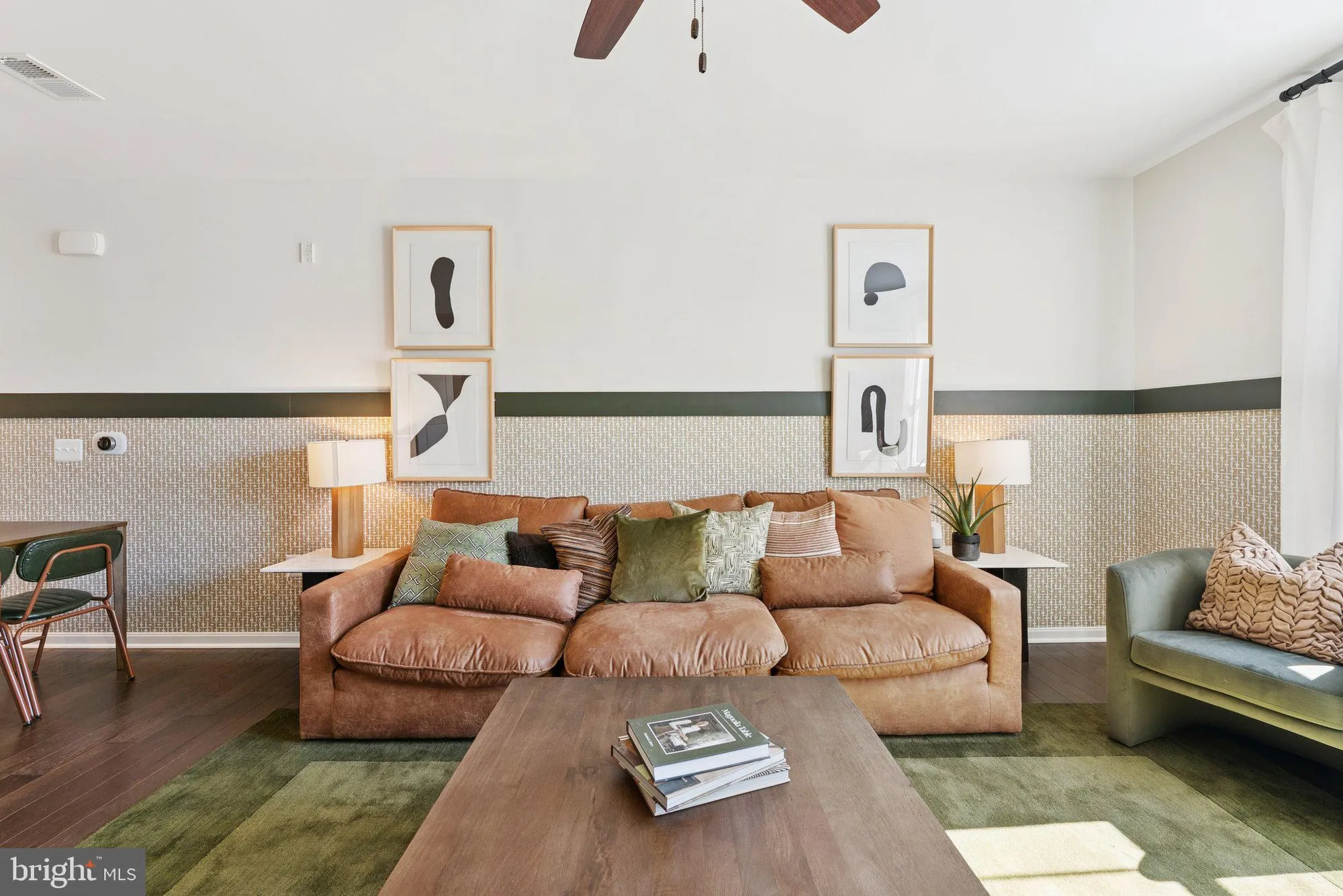 Property Slideshow image 13 of 25 | 3700 havertill ln # 1201, Woodbridge, VA, 22193