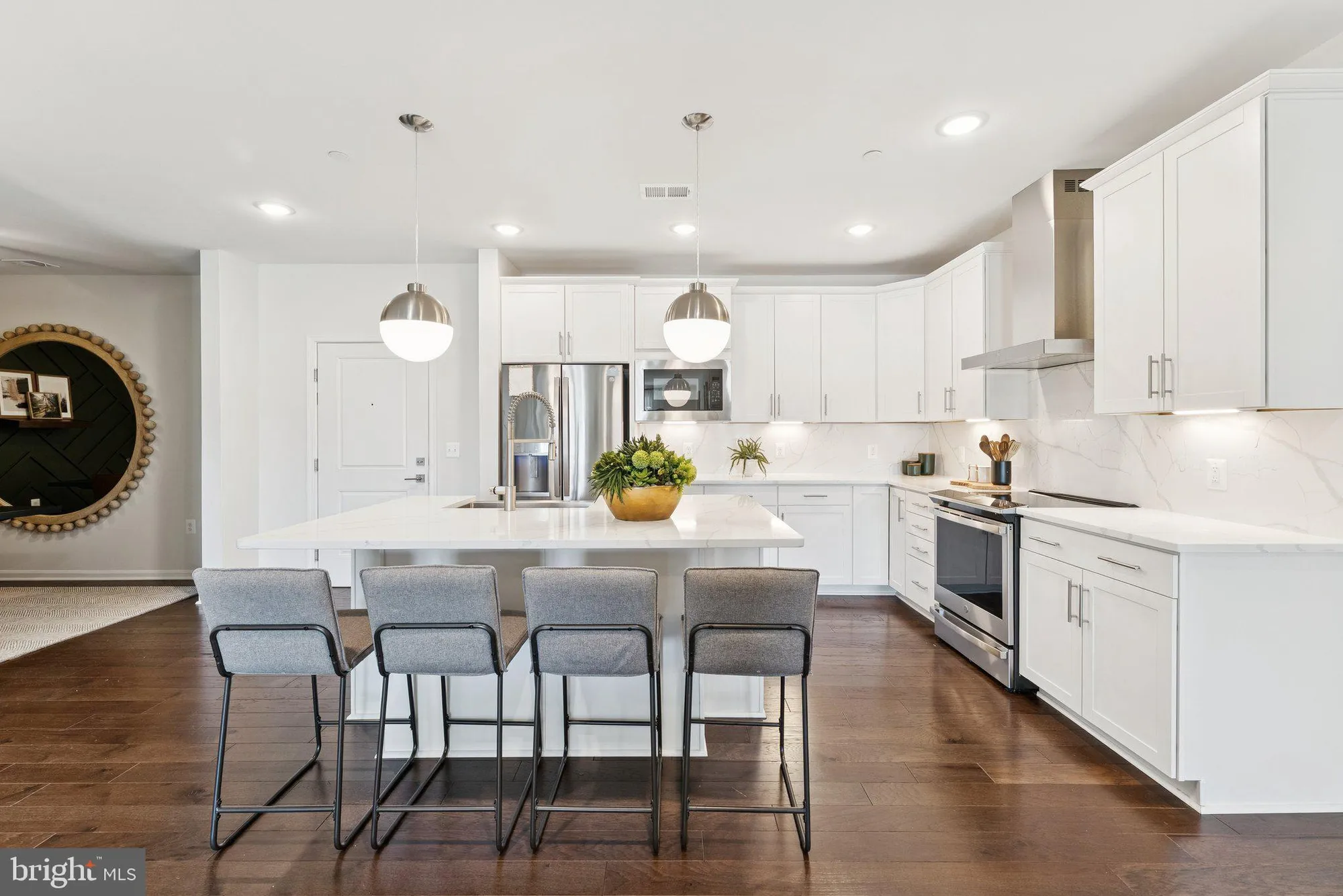 Property Slideshow image 6 of 25 | 3700 havertill ln # 1201, Woodbridge, VA, 22193