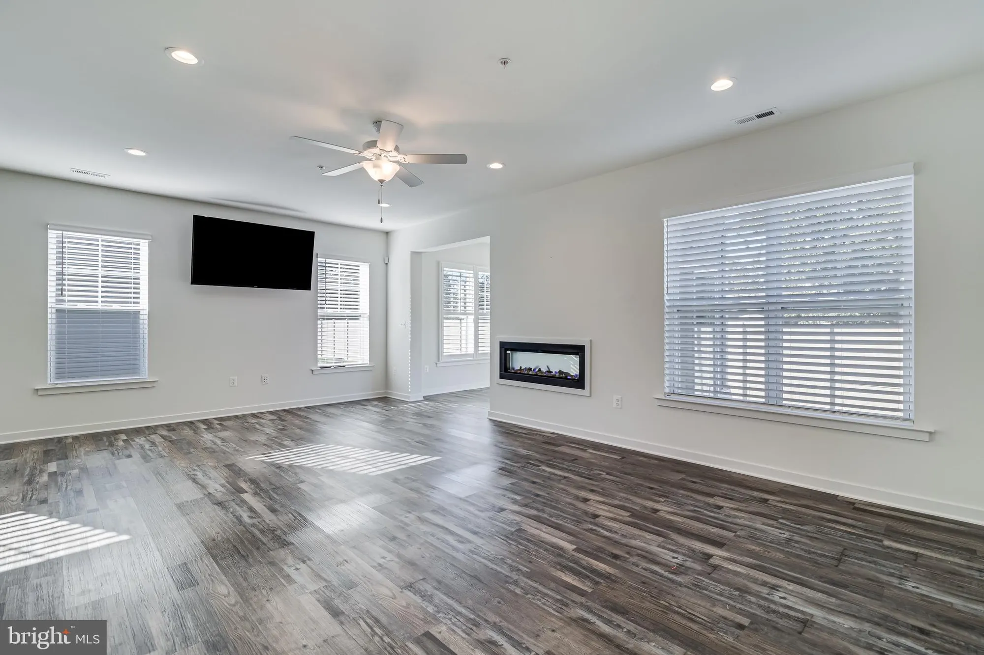 Property Slideshow image 9 of 37 | 9 gramby ct, La Plata, MD, 20646