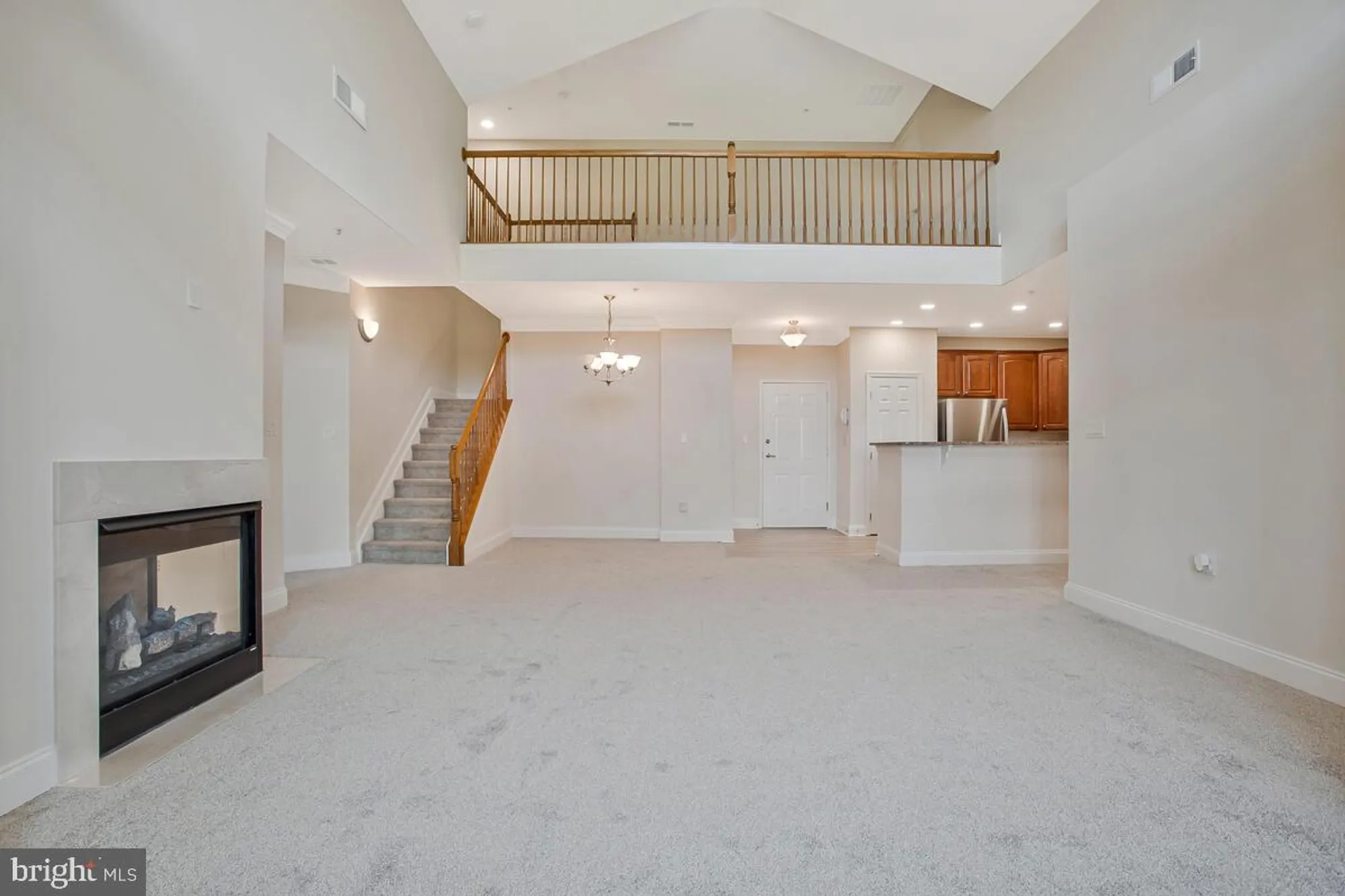 Property Slideshow image 4 of 51 | 8820 shining oceans way 410, Columbia, MD, 21045