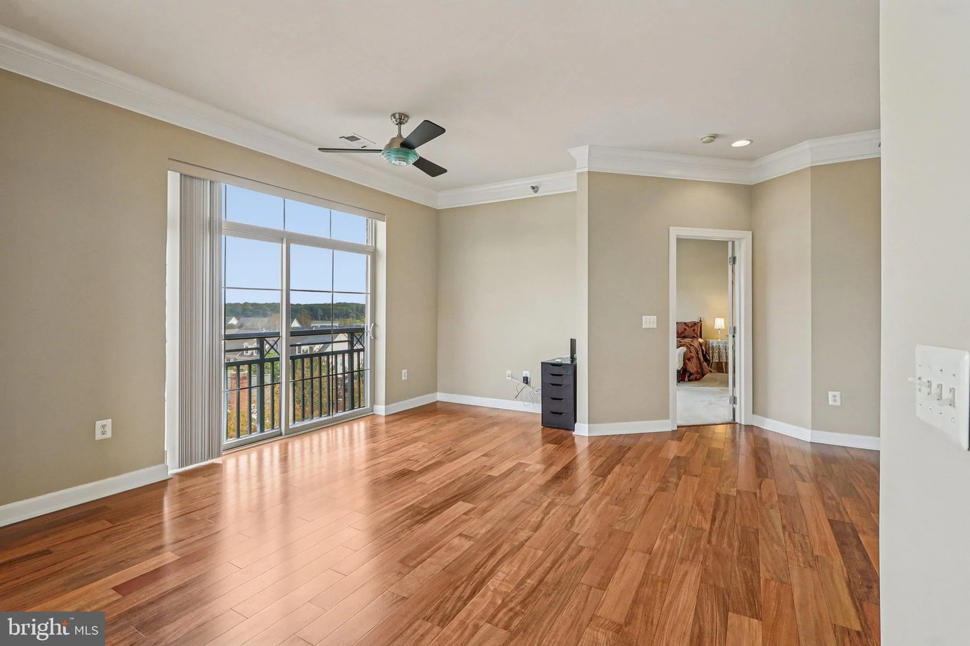 Property Slideshow image 7 of 58 | 680 watermans dr apt 505, Woodbridge, VA, 22191