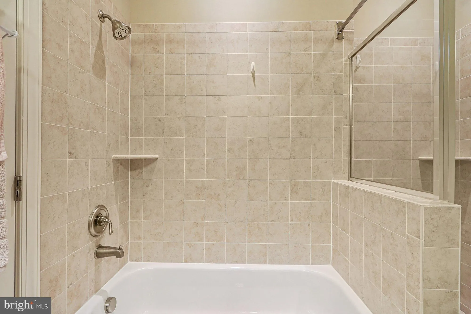 Property Slideshow image 23 of 58 | 680 watermans dr apt 505, Woodbridge, VA, 22191