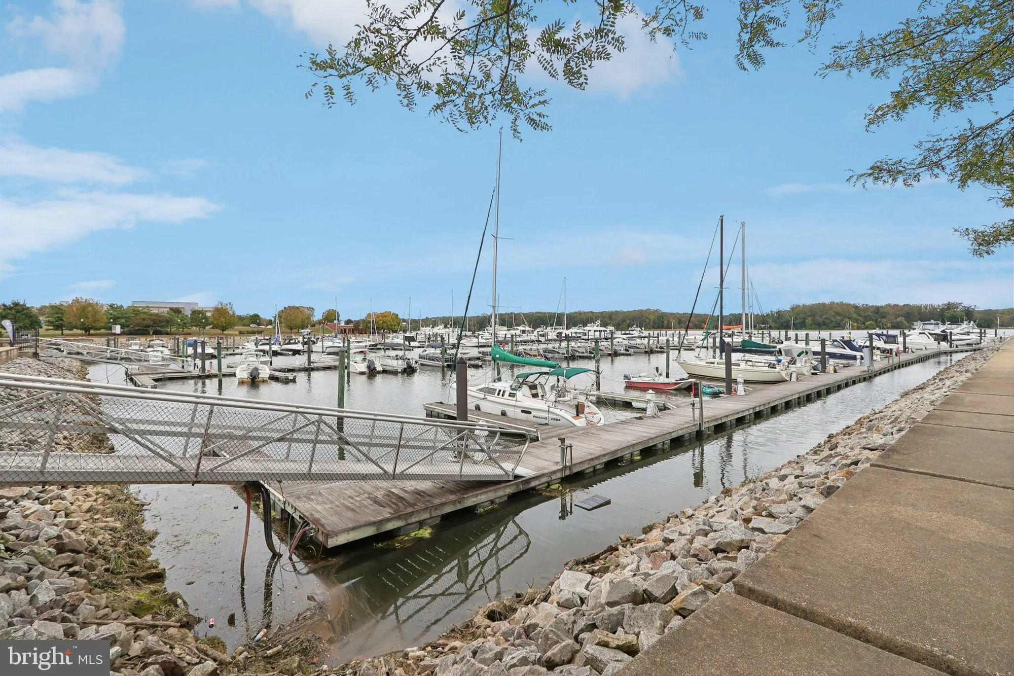 Property Slideshow image 48 of 58 | 680 watermans dr apt 505, Woodbridge, VA, 22191