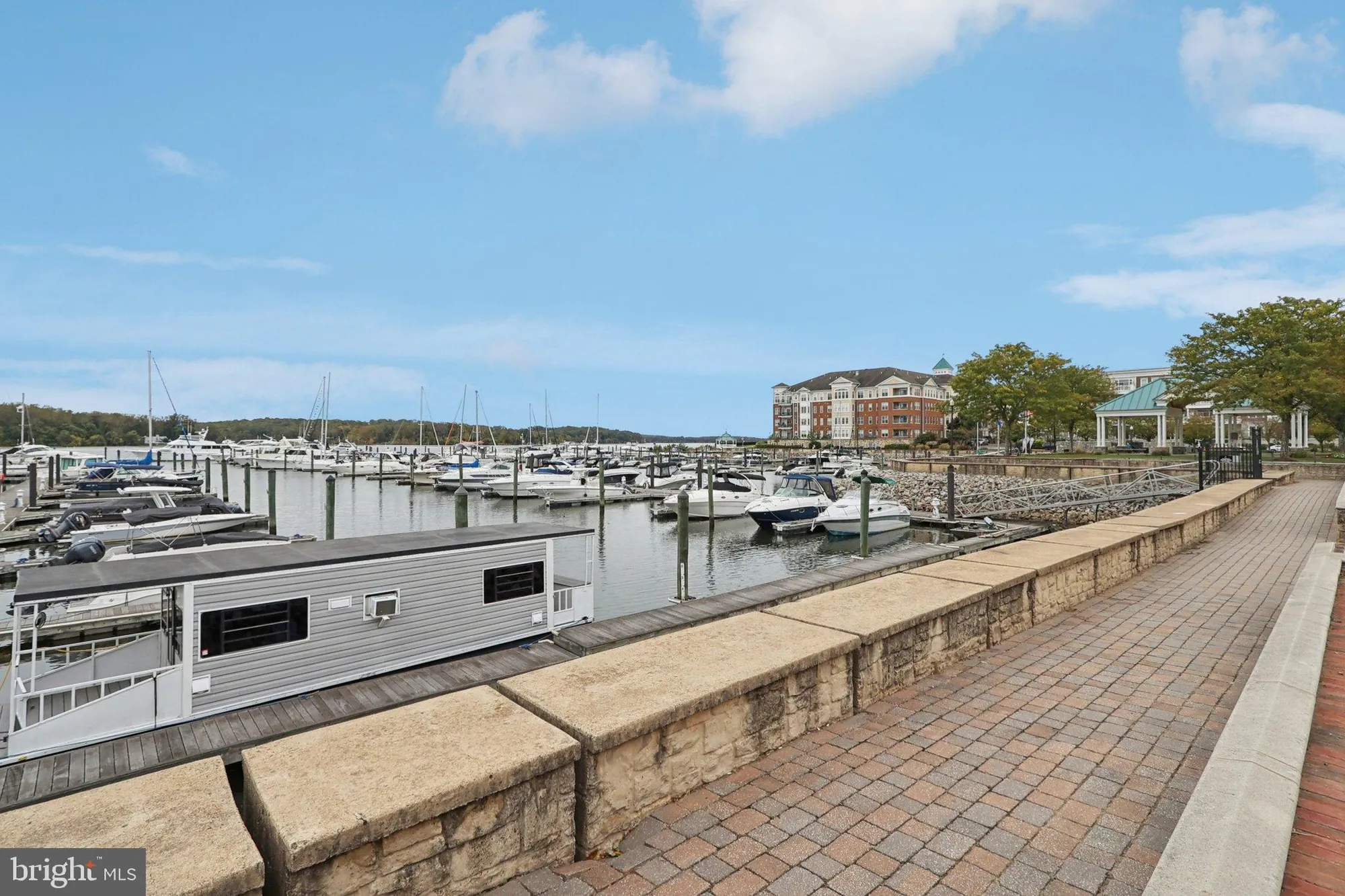 Property Slideshow image 50 of 58 | 680 watermans dr apt 505, Woodbridge, VA, 22191