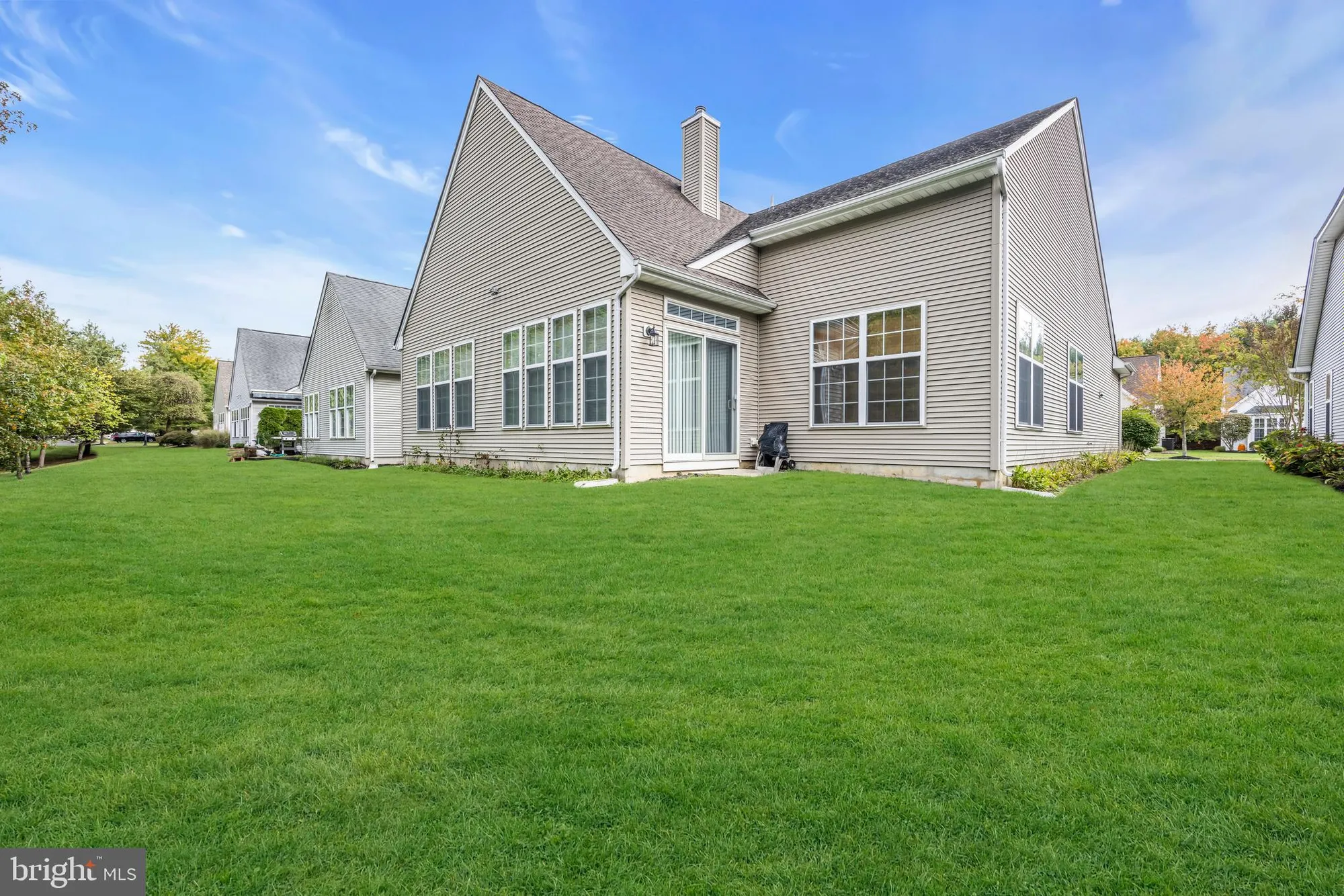 Property Slideshow image 27 of 31 | 8 barbados ct, Hamilton, NJ, 08691