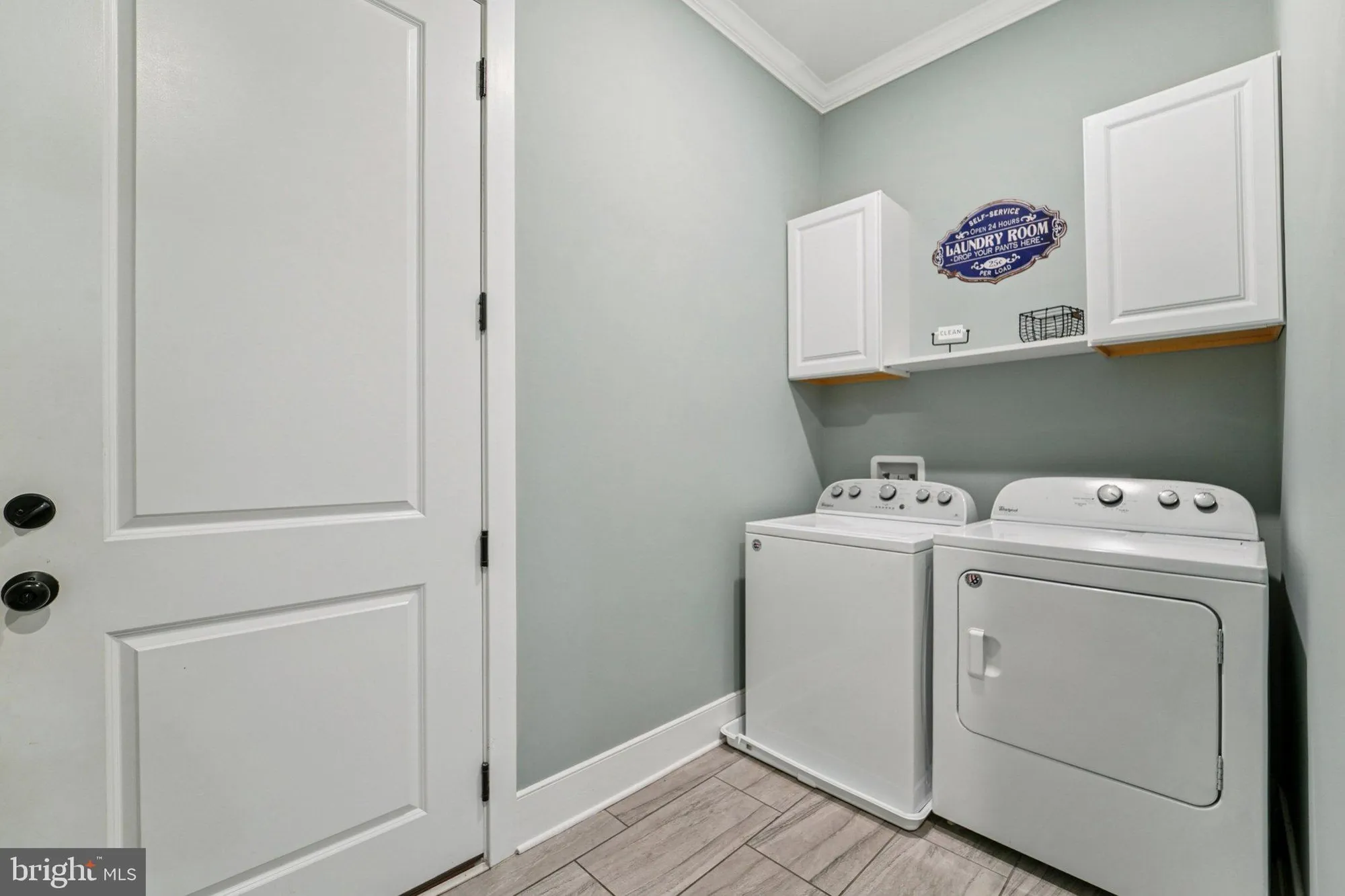 Property Slideshow image 17 of 38 | 1240 beaver tree dr, Odenton, MD, 21113