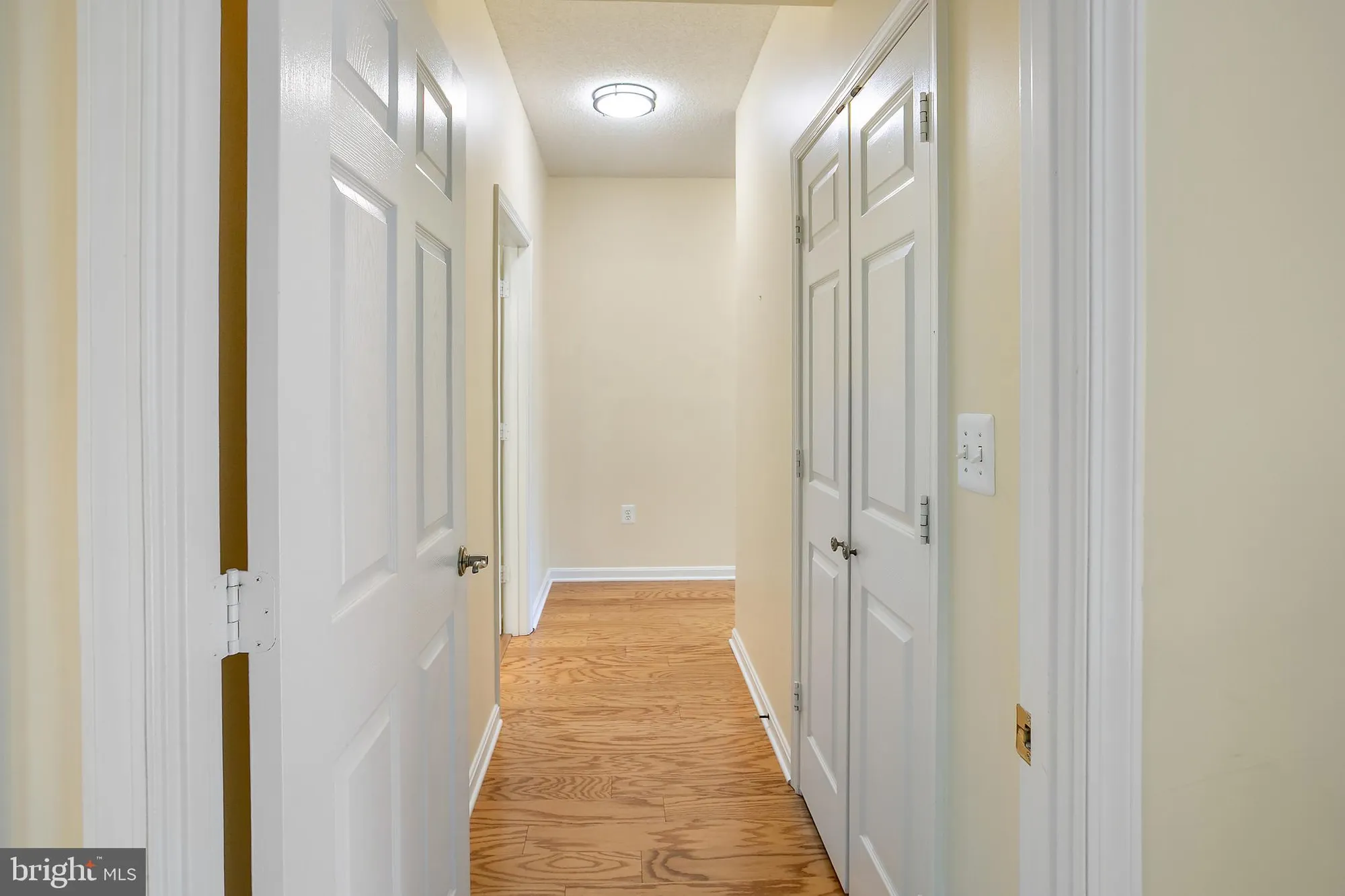 Property Slideshow image 9 of 62 | 19375 cypress ridge ter unit 418, Leesburg, VA, 20176