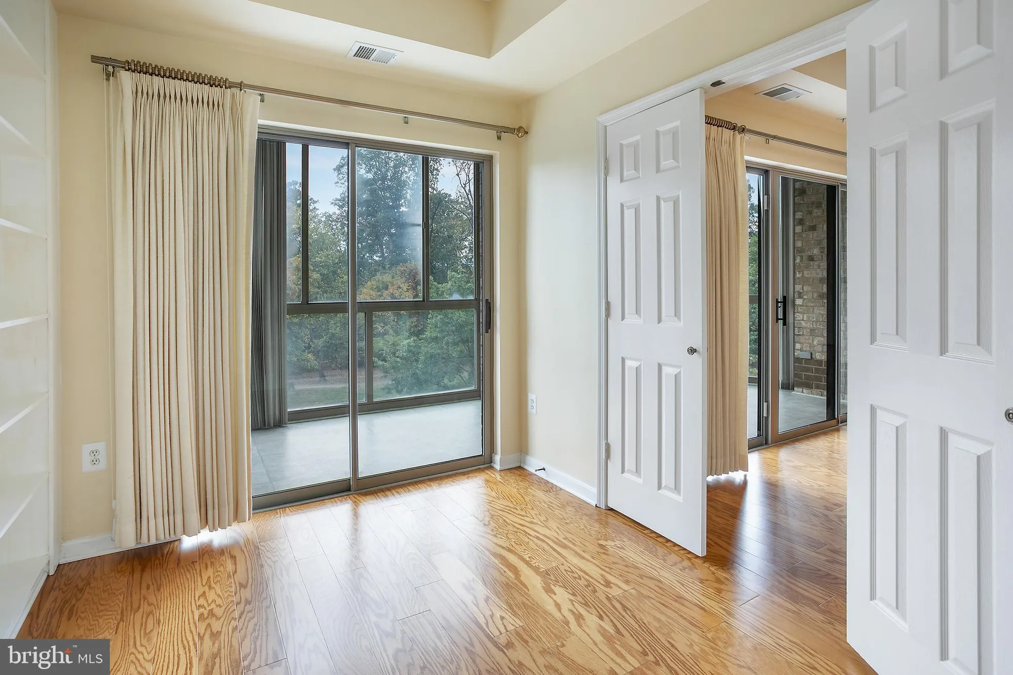 Property Slideshow image 29 of 62 | 19375 cypress ridge ter unit 418, Leesburg, VA, 20176