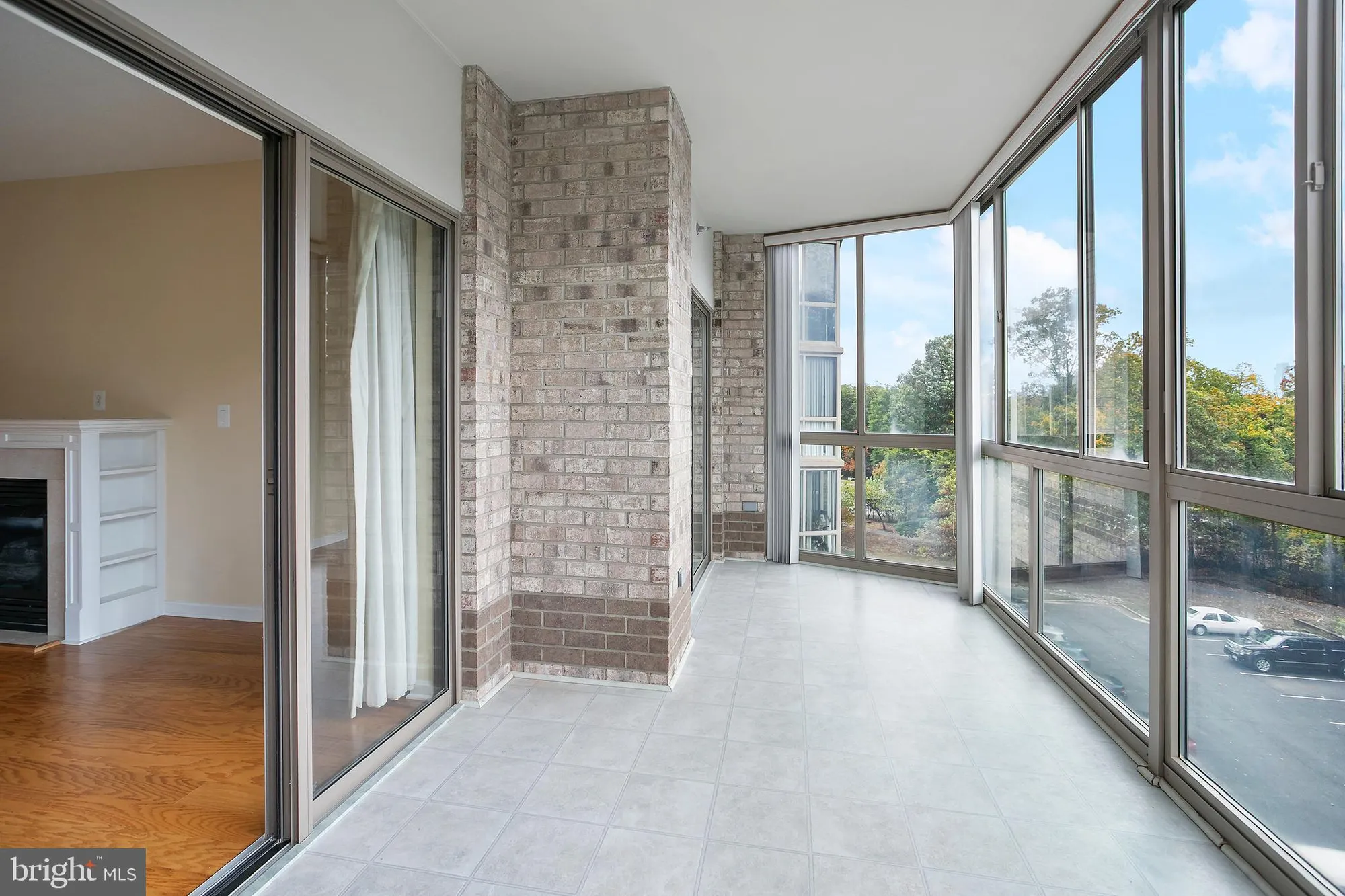 Property Slideshow image 32 of 62 | 19375 cypress ridge ter unit 418, Leesburg, VA, 20176