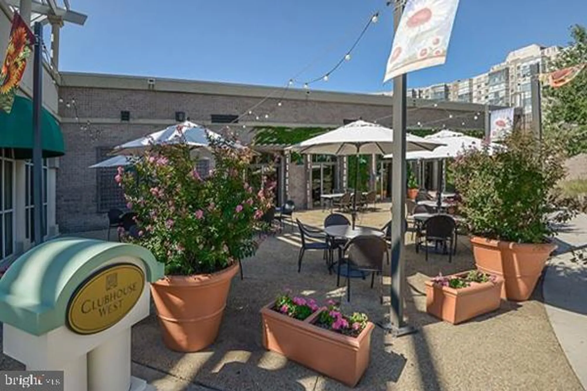 Property Slideshow image 49 of 62 | 19375 cypress ridge ter unit 418, Leesburg, VA, 20176