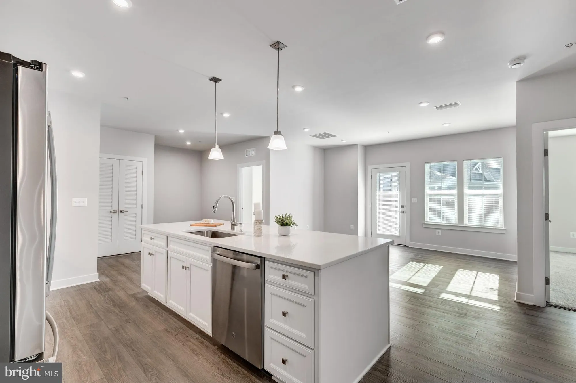 Property Slideshow image 9 of 31 | 40 liberty rd t, Sykesville, MD, 21784