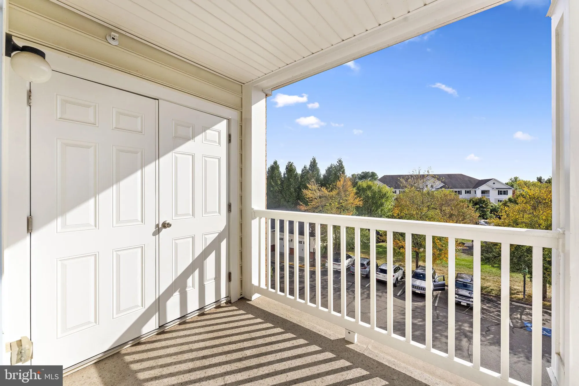Property Slideshow image 42 of 69 | 15201 royal crest dr apt 407, Haymarket, VA, 20169