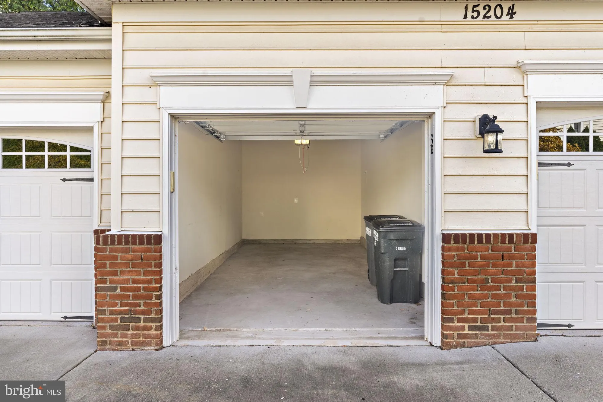 Property Slideshow image 48 of 69 | 15201 royal crest dr apt 407, Haymarket, VA, 20169
