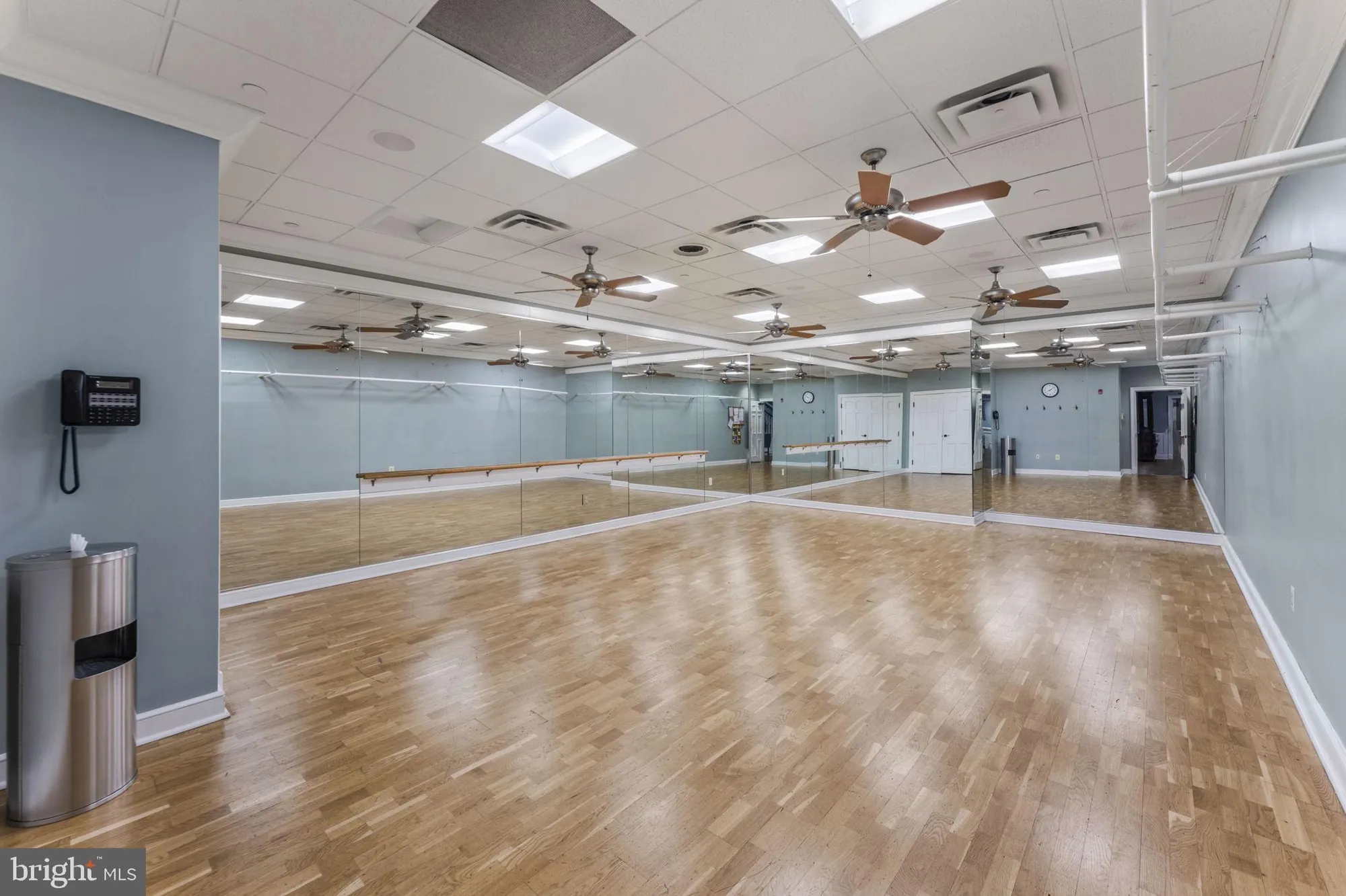 Property Slideshow image 54 of 69 | 15201 royal crest dr apt 407, Haymarket, VA, 20169