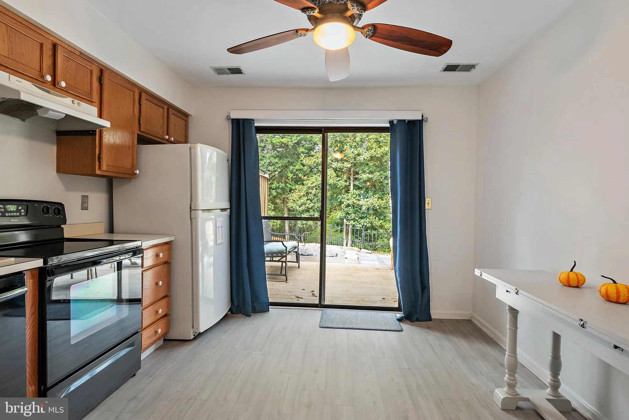 Property Slideshow image 12 of 42 | 932 riversedge cir, Annapolis, MD, 21401