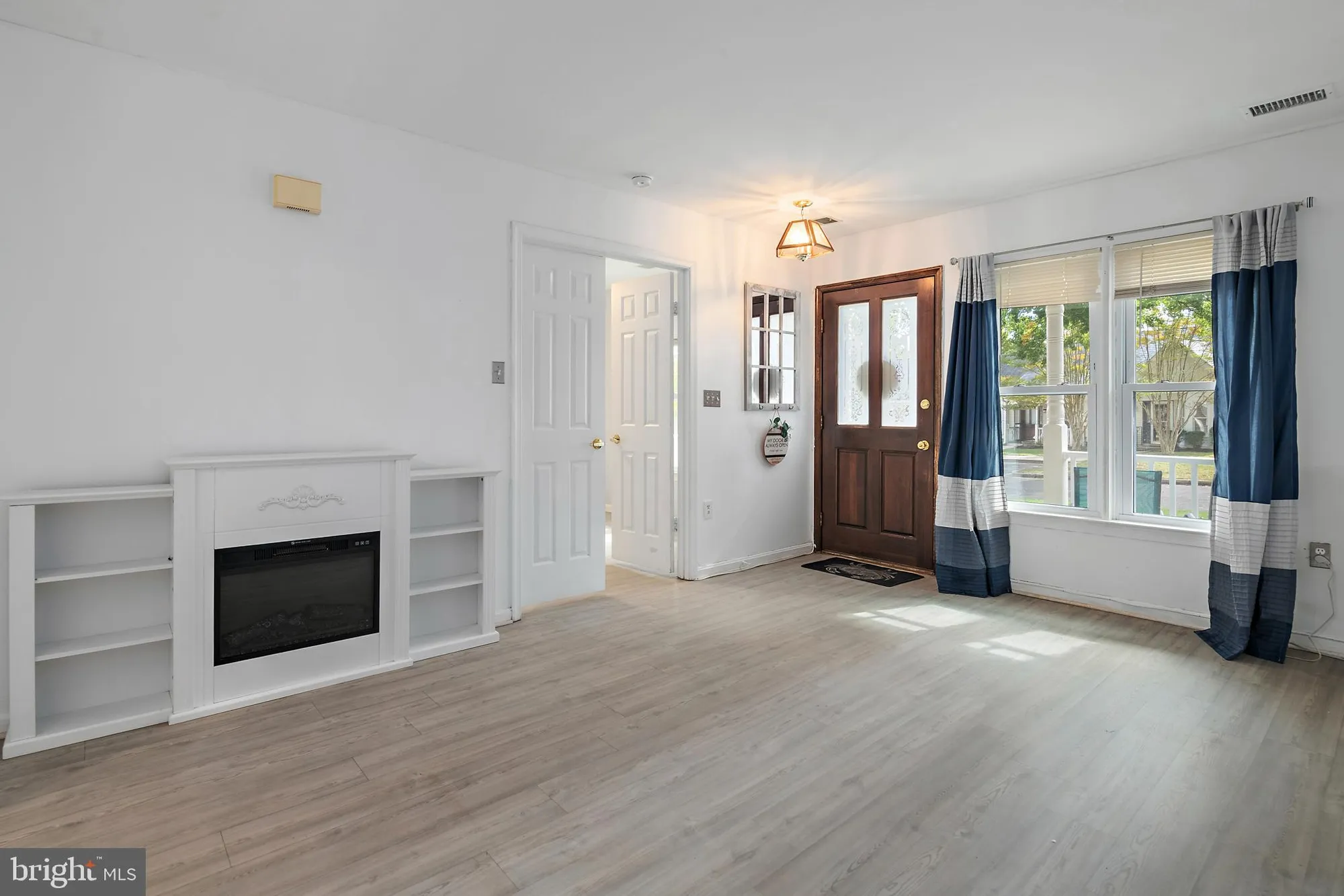 Property Slideshow image 16 of 42 | 932 riversedge cir, Annapolis, MD, 21401