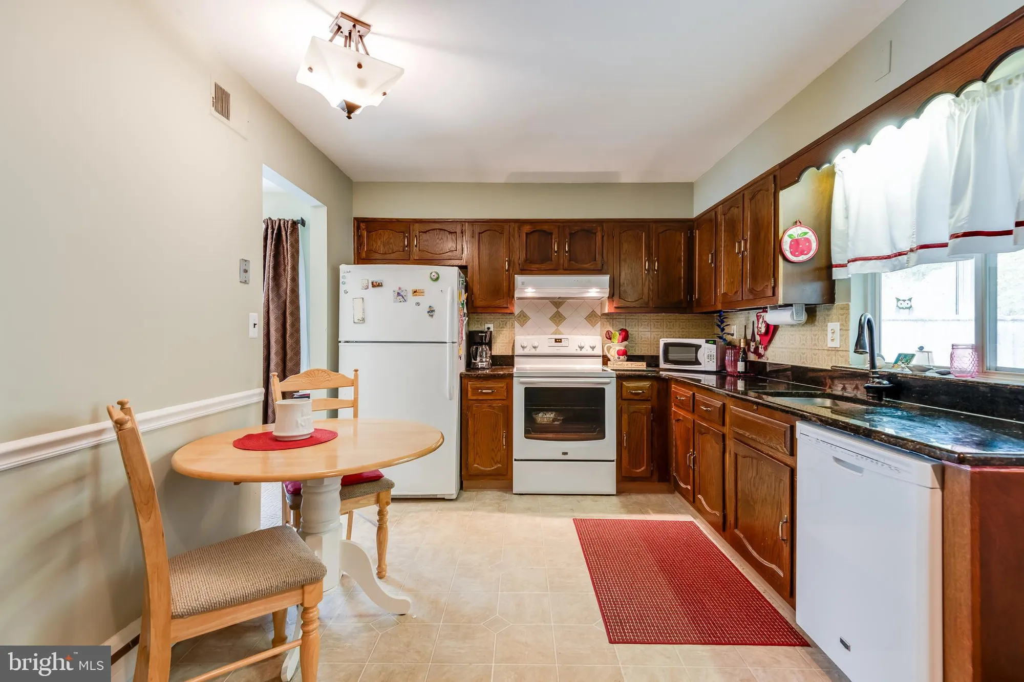 Property Slideshow image 9 of 25 | 69 buckingham dr, Southampton, NJ, 08088