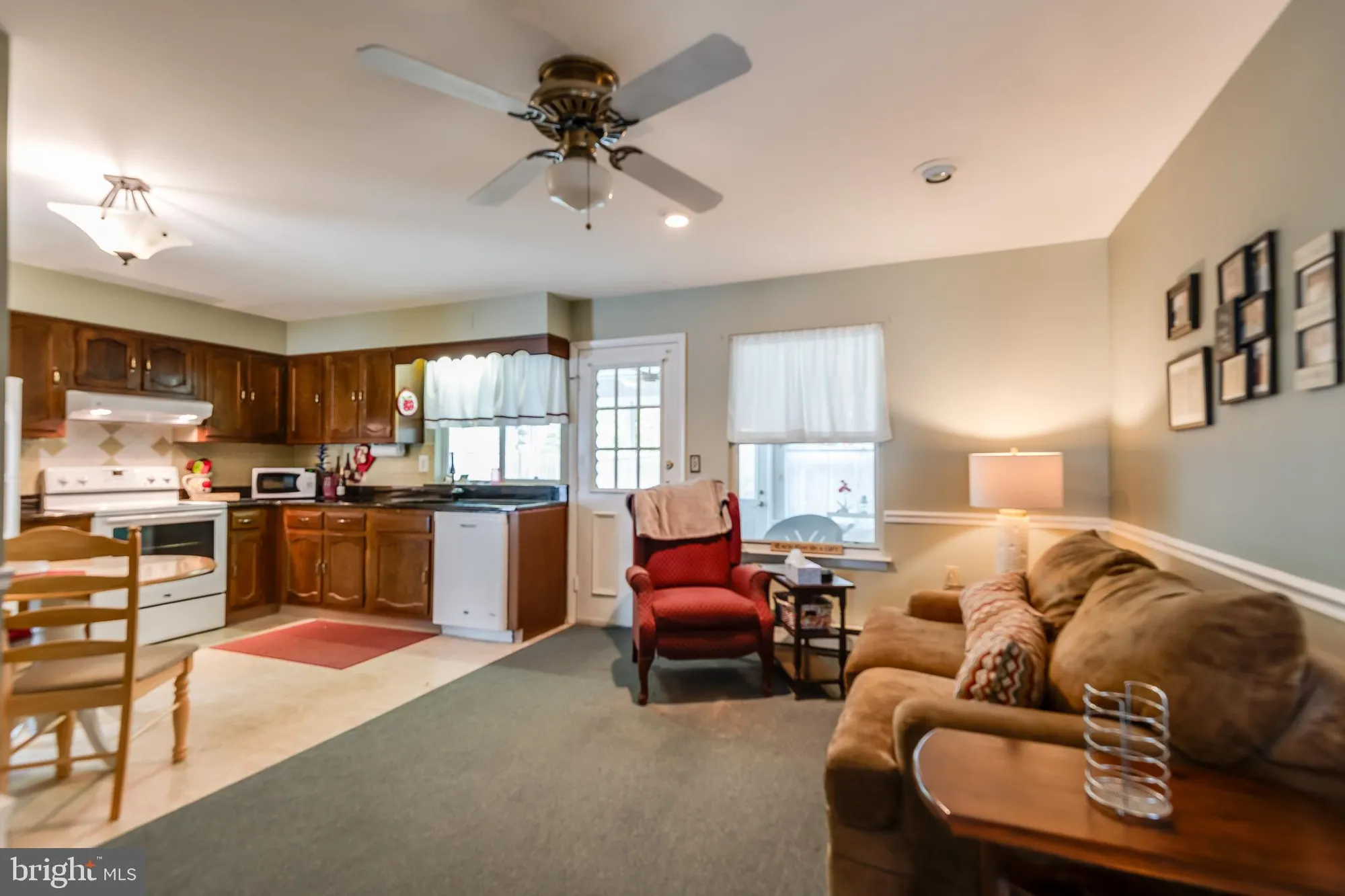 Property Slideshow image 11 of 25 | 69 buckingham dr, Southampton, NJ, 08088