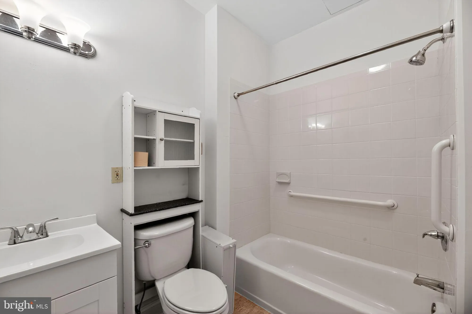Property Slideshow image 14 of 18 | 2141 windrow dr, Princeton, NJ, 08540