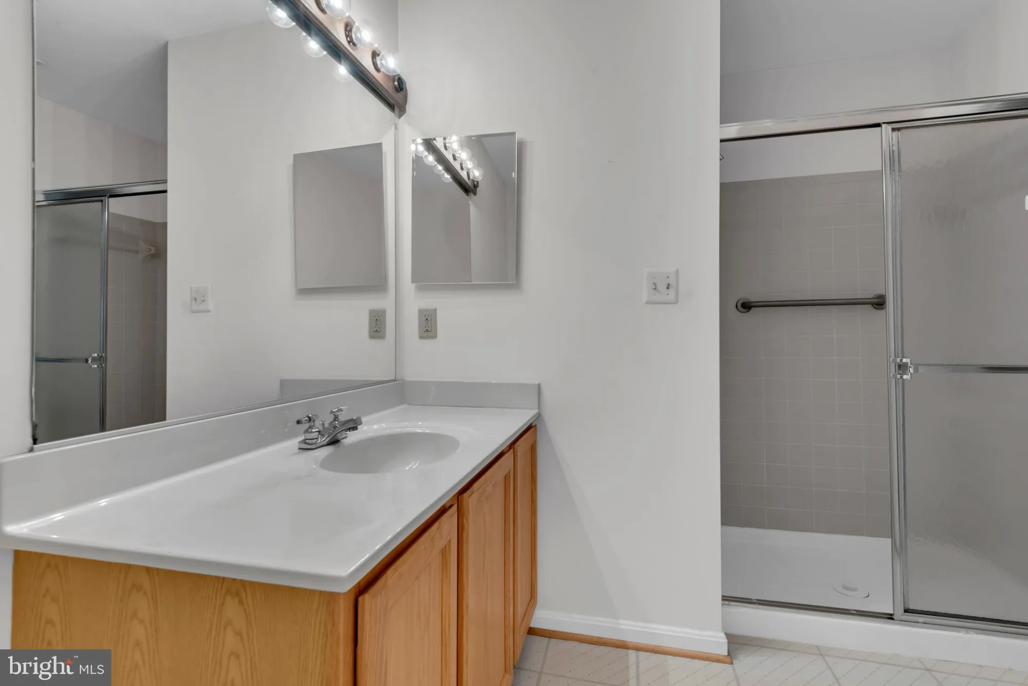 Property Slideshow image 24 of 35 | 2664 compass dr, Annapolis, MD, 21401