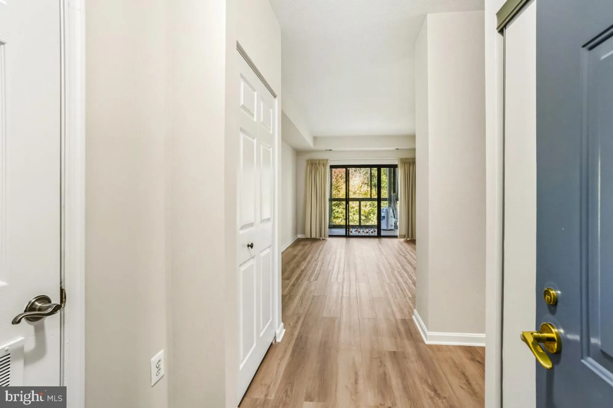 Property Slideshow image 6 of 48 | 2904 n leisure world blvd apt 514, Silver Spring, MD, 20906