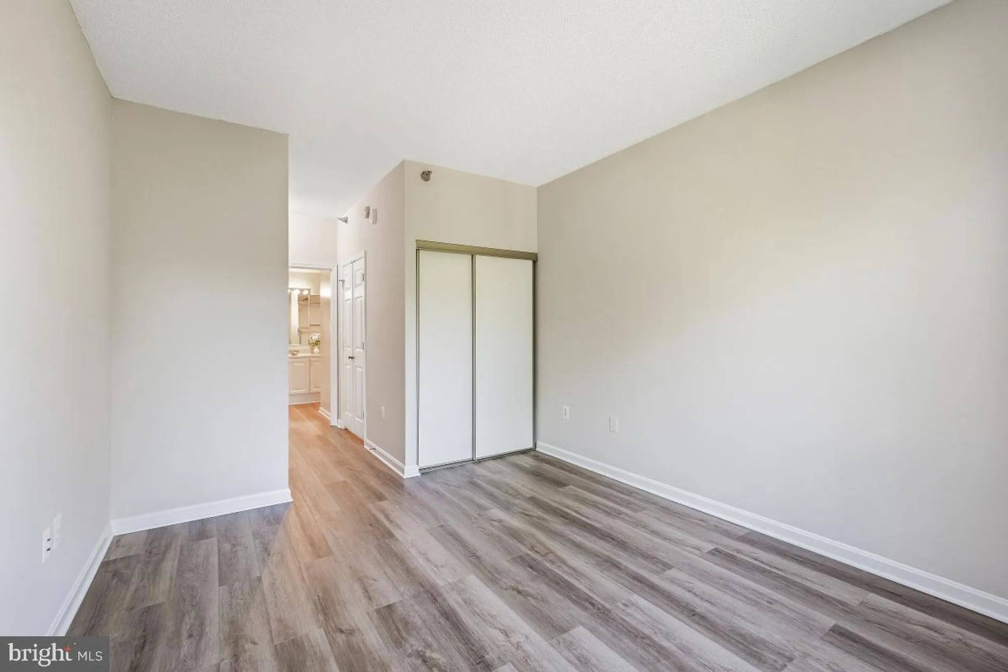 Property Slideshow image 23 of 48 | 2904 n leisure world blvd apt 514, Silver Spring, MD, 20906