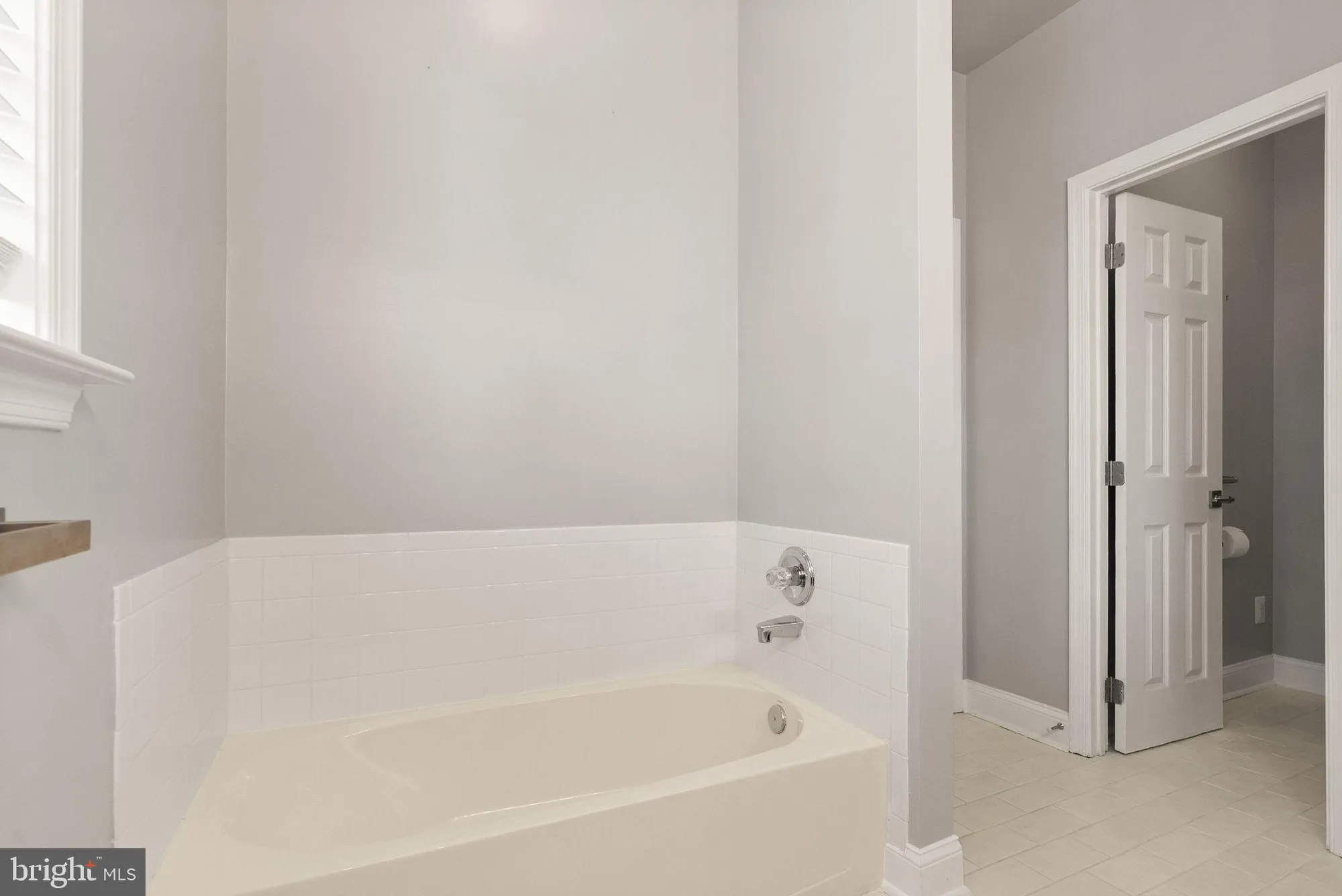 Property Slideshow image 20 of 50 | 17680 glass ridge pl, Gainesville, VA, 20155