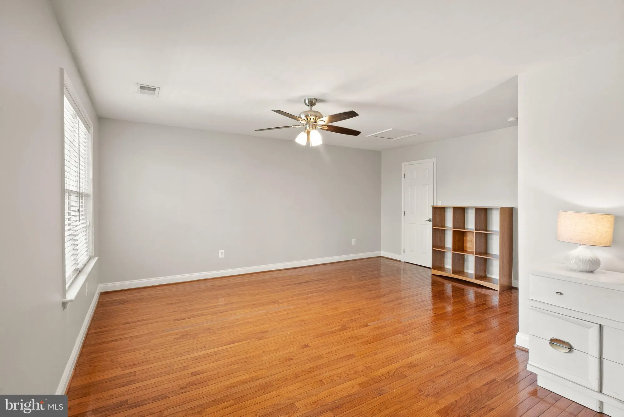 Property Slideshow image 36 of 50 | 17680 glass ridge pl, Gainesville, VA, 20155