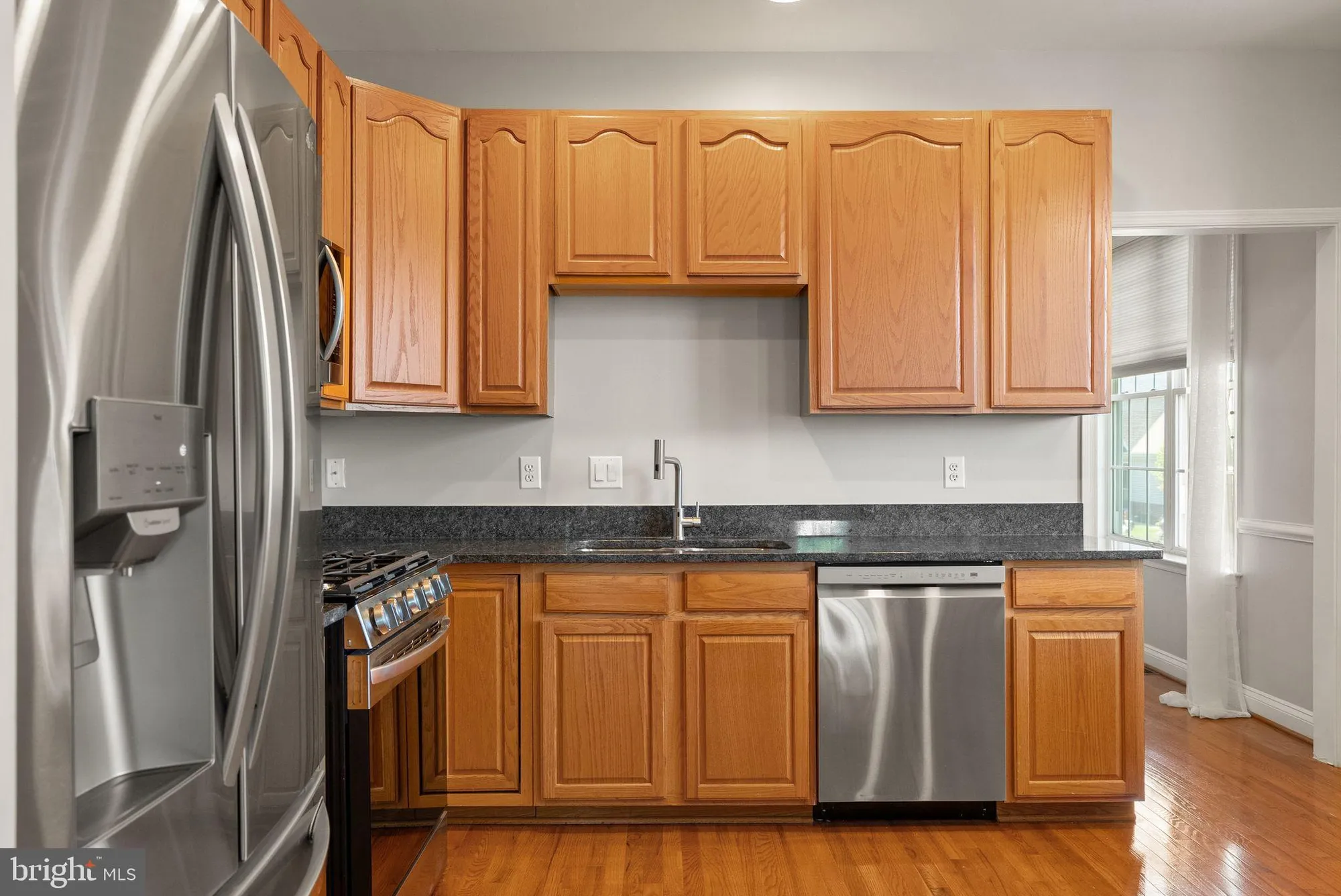 Property Slideshow image 13 of 50 | 17680 glass ridge pl, Gainesville, VA, 20155