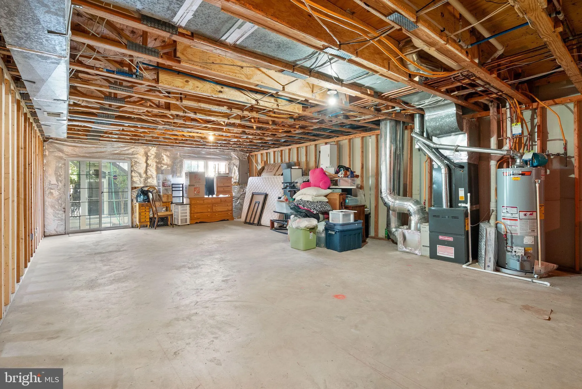 Property Slideshow image 40 of 50 | 17680 glass ridge pl, Gainesville, VA, 20155