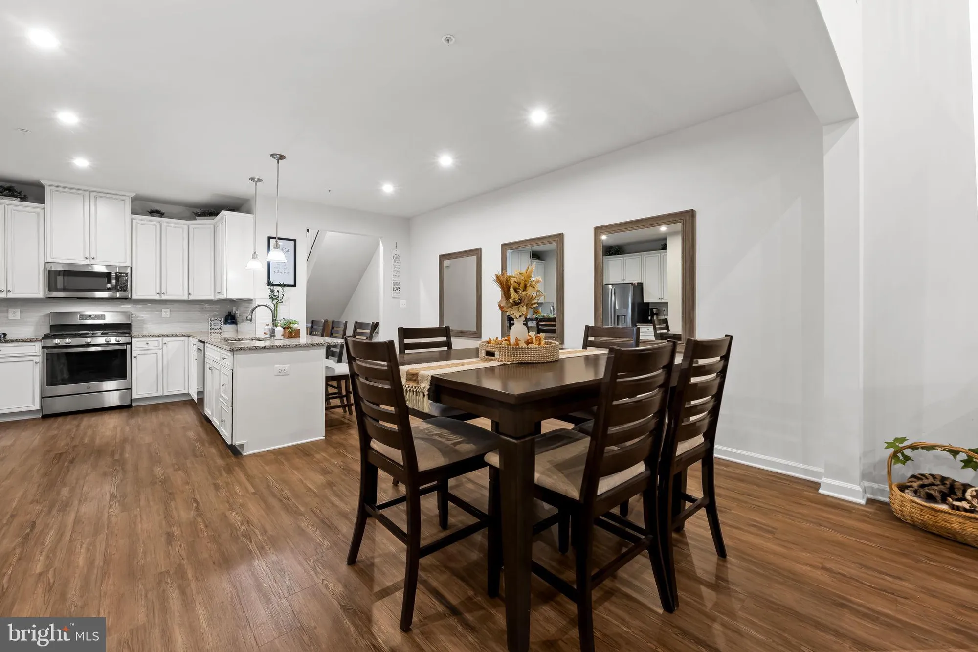 Property Slideshow image 13 of 66 | 7728 pestle ln, Glen Burnie, MD, 21060