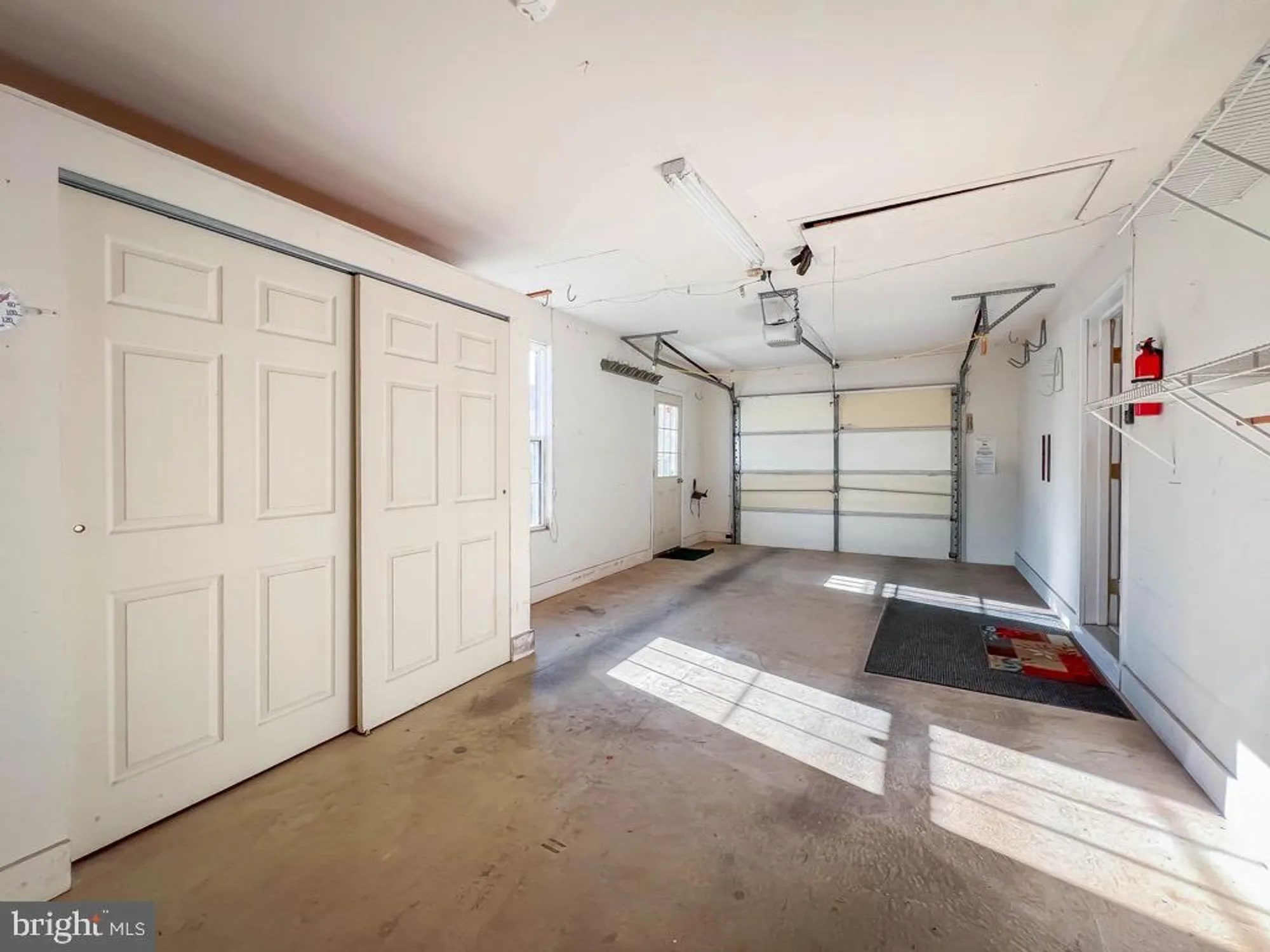 Property Slideshow image 16 of 41 | 529 honeysuckle ct, New Hope, PA, 18938