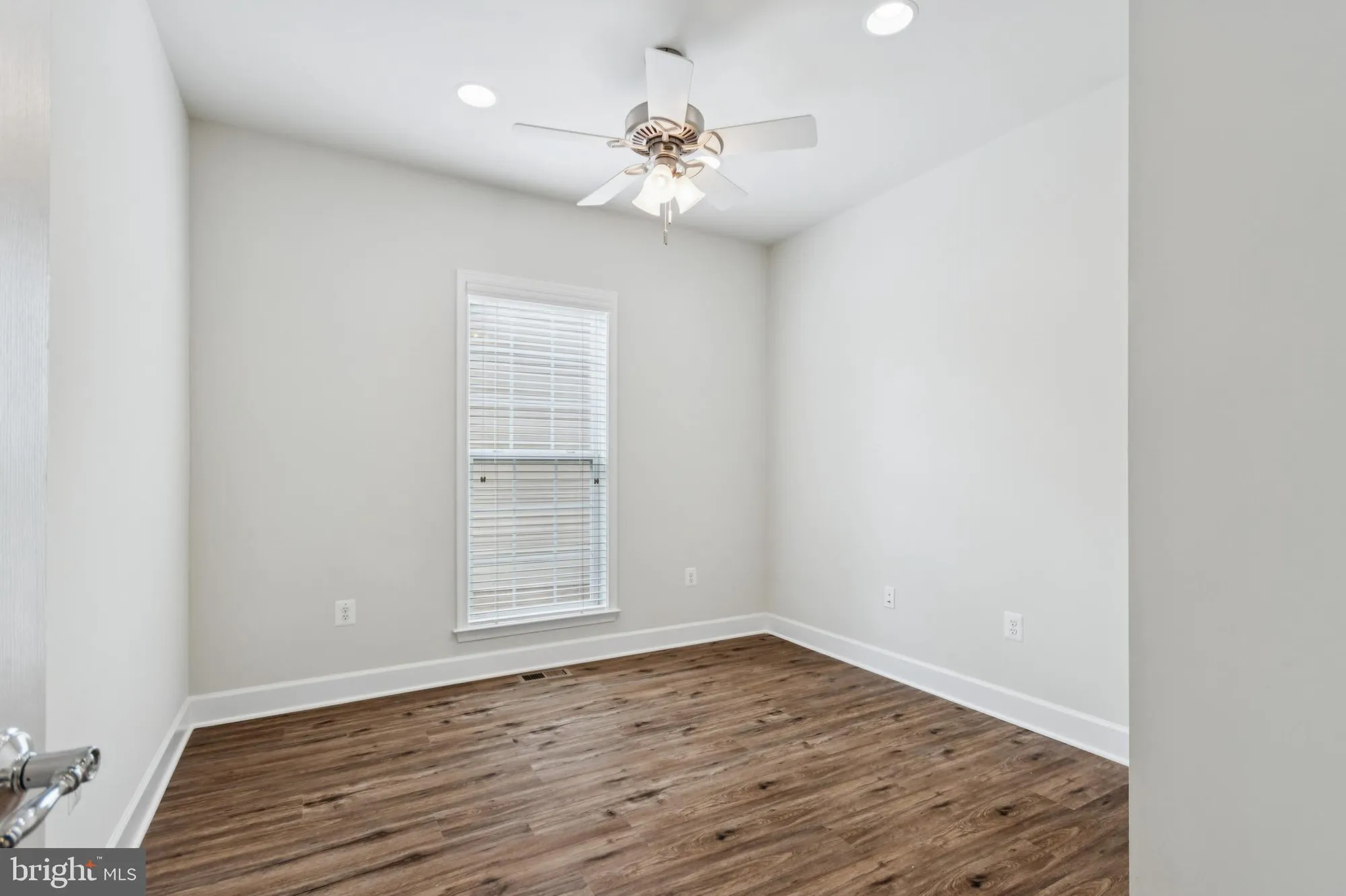 Property Slideshow image 9 of 43 | 9 brant ct, Fredericksburg, VA, 22406