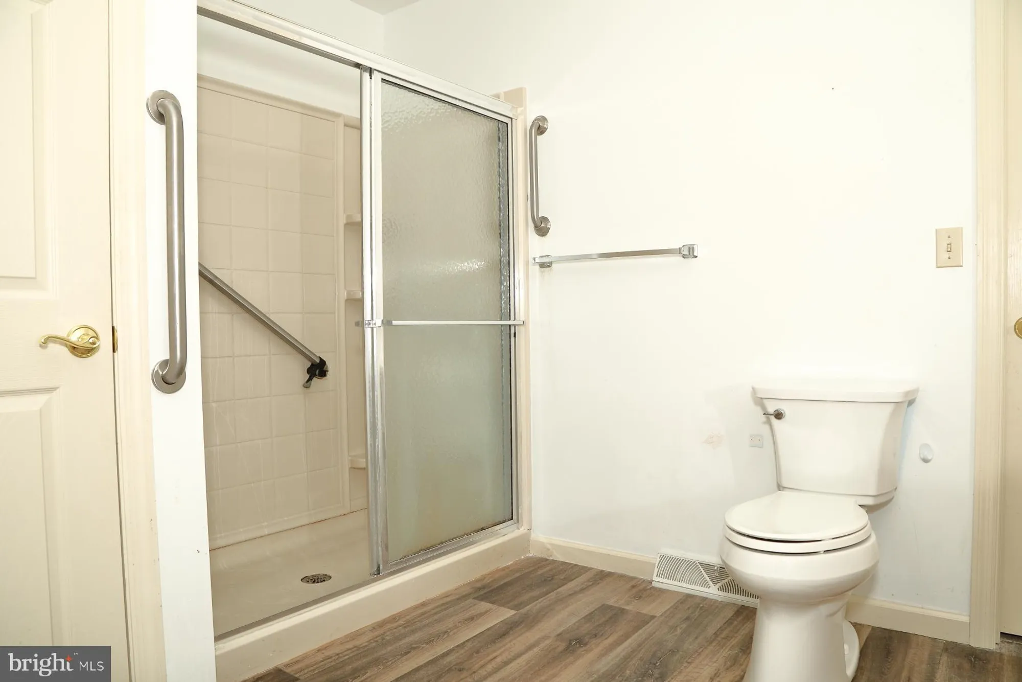 Property Slideshow image 6 of 15 | 597 blueberry ln, Lebanon, PA, 17046